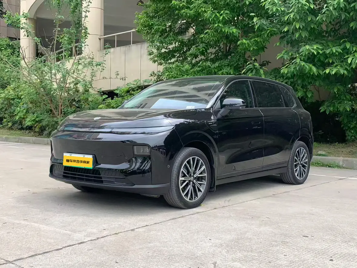 Leapmotor B10