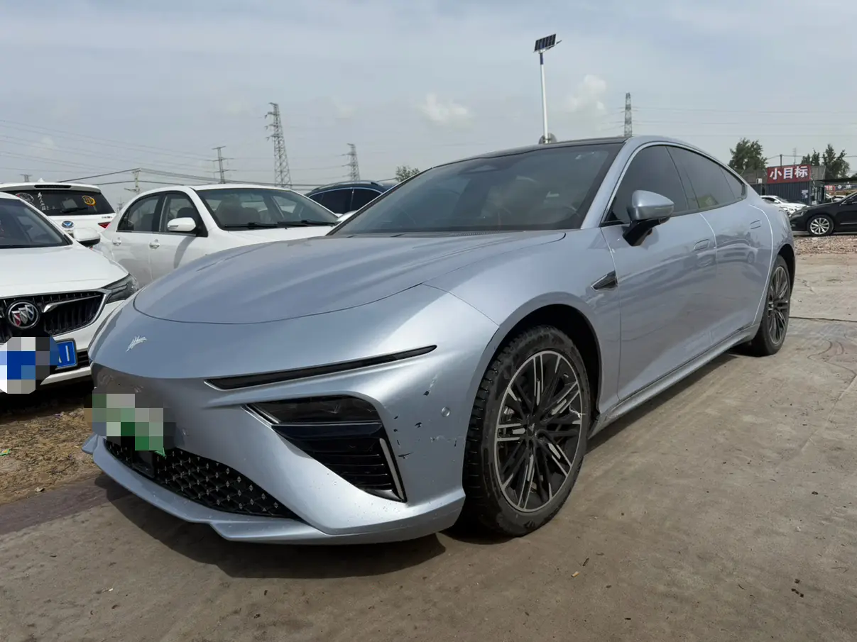 NETA Nezha S
