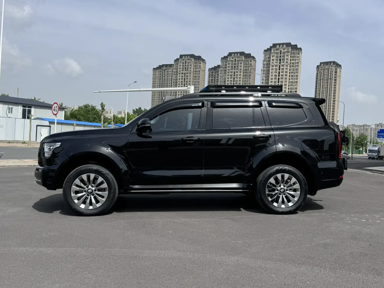 Tank 500Hi4-T