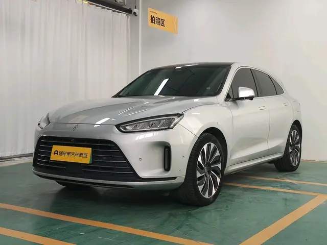 AITO M5