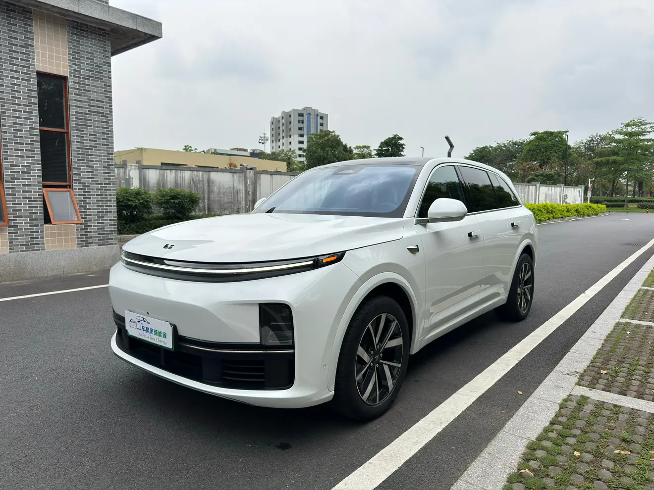 Lixiang L7