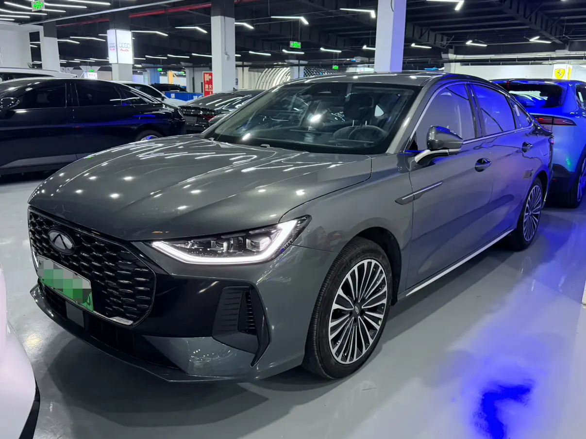 Chery Fengyun A8L