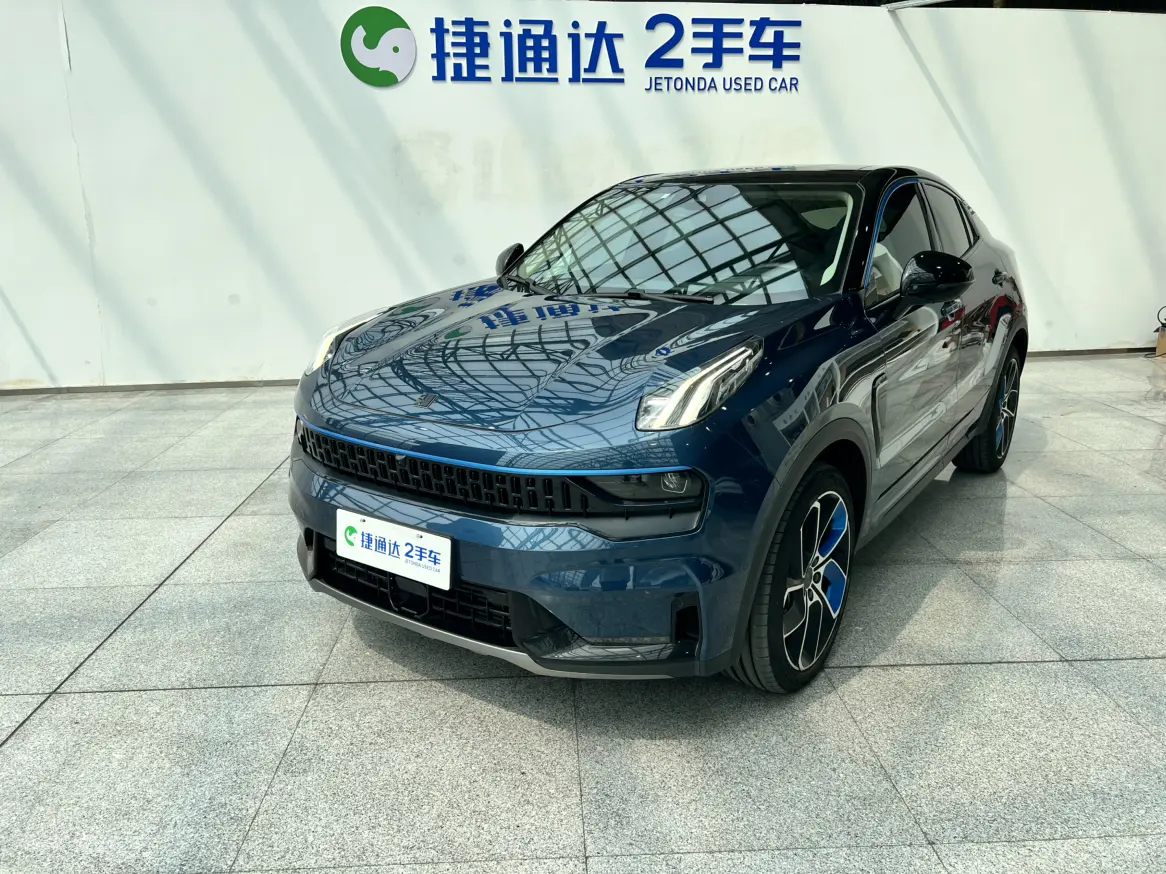 Lynk & Co 05