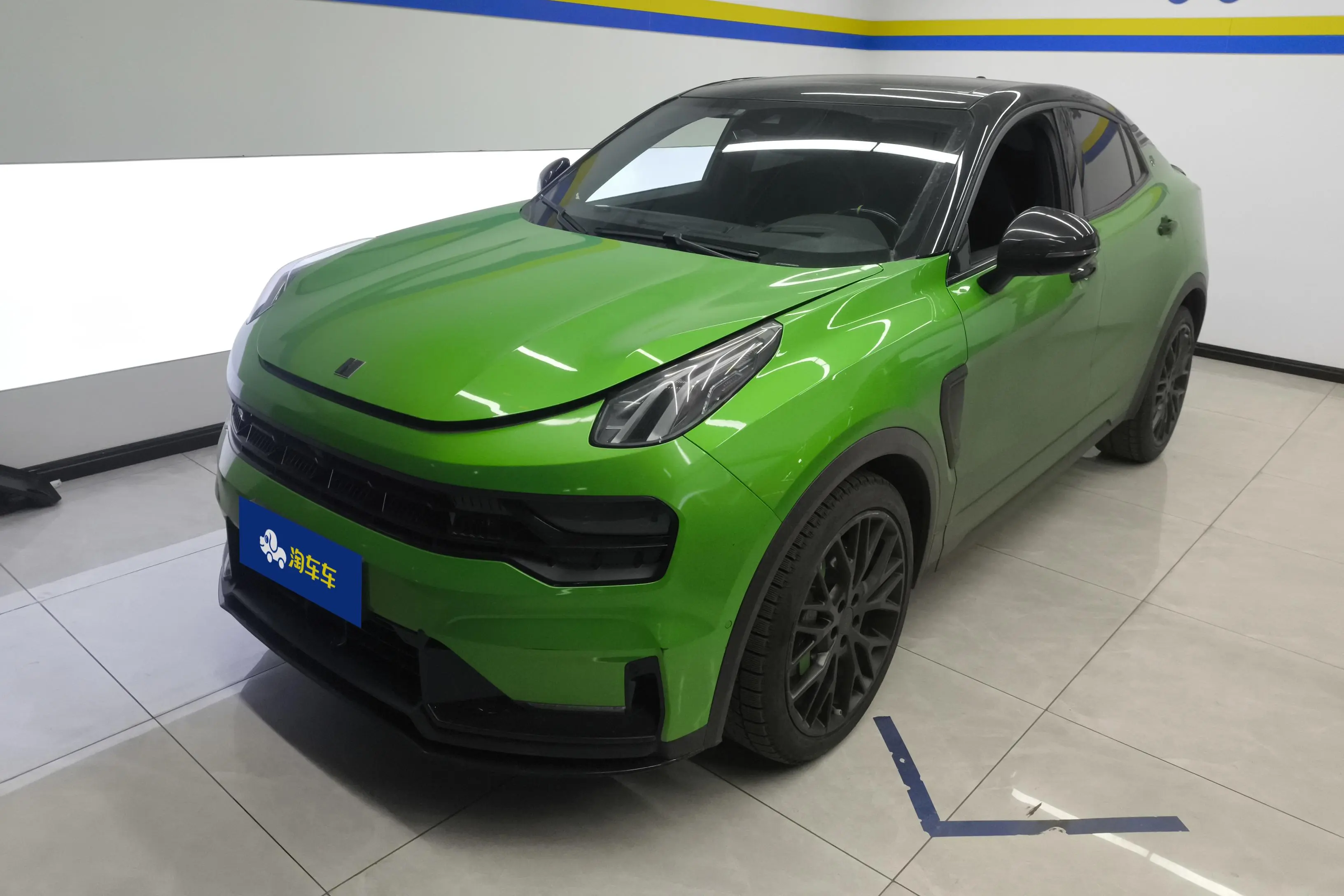 Lynk & Co 05
