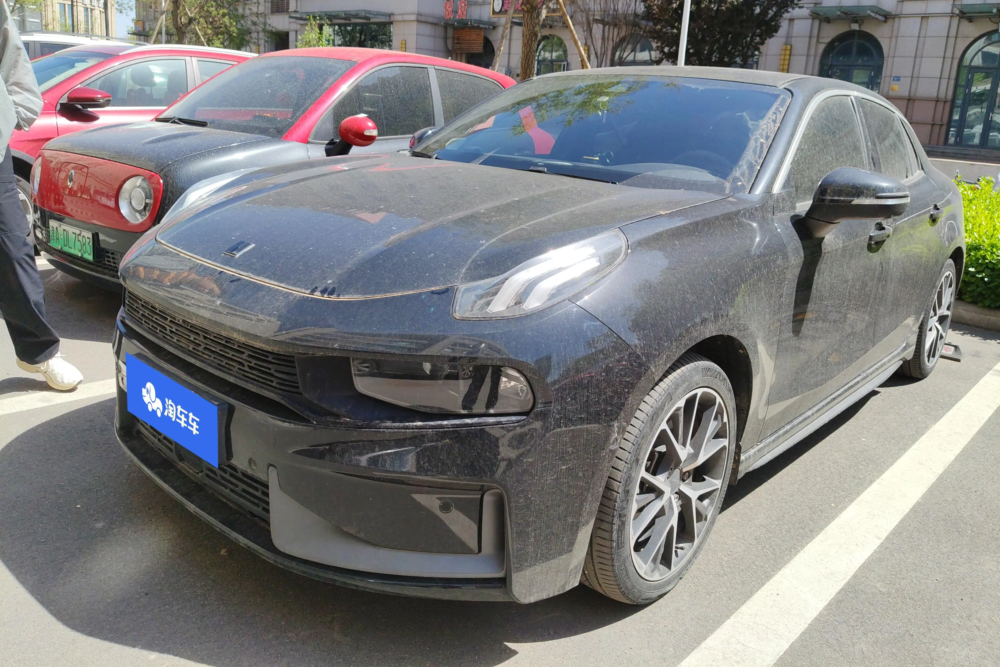 Lynk & Co 03
