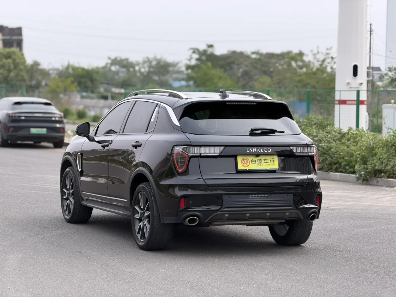 Lynk & Co 01