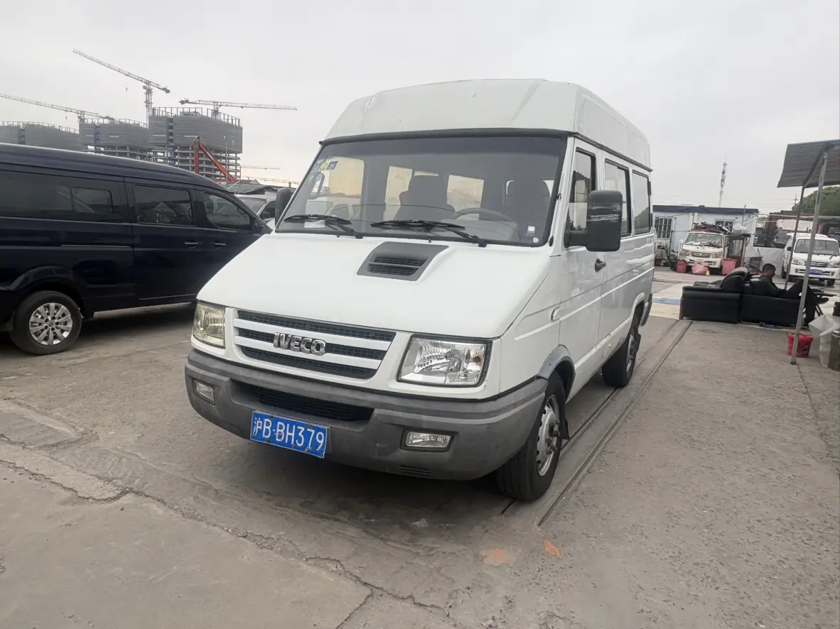 Iveco proud