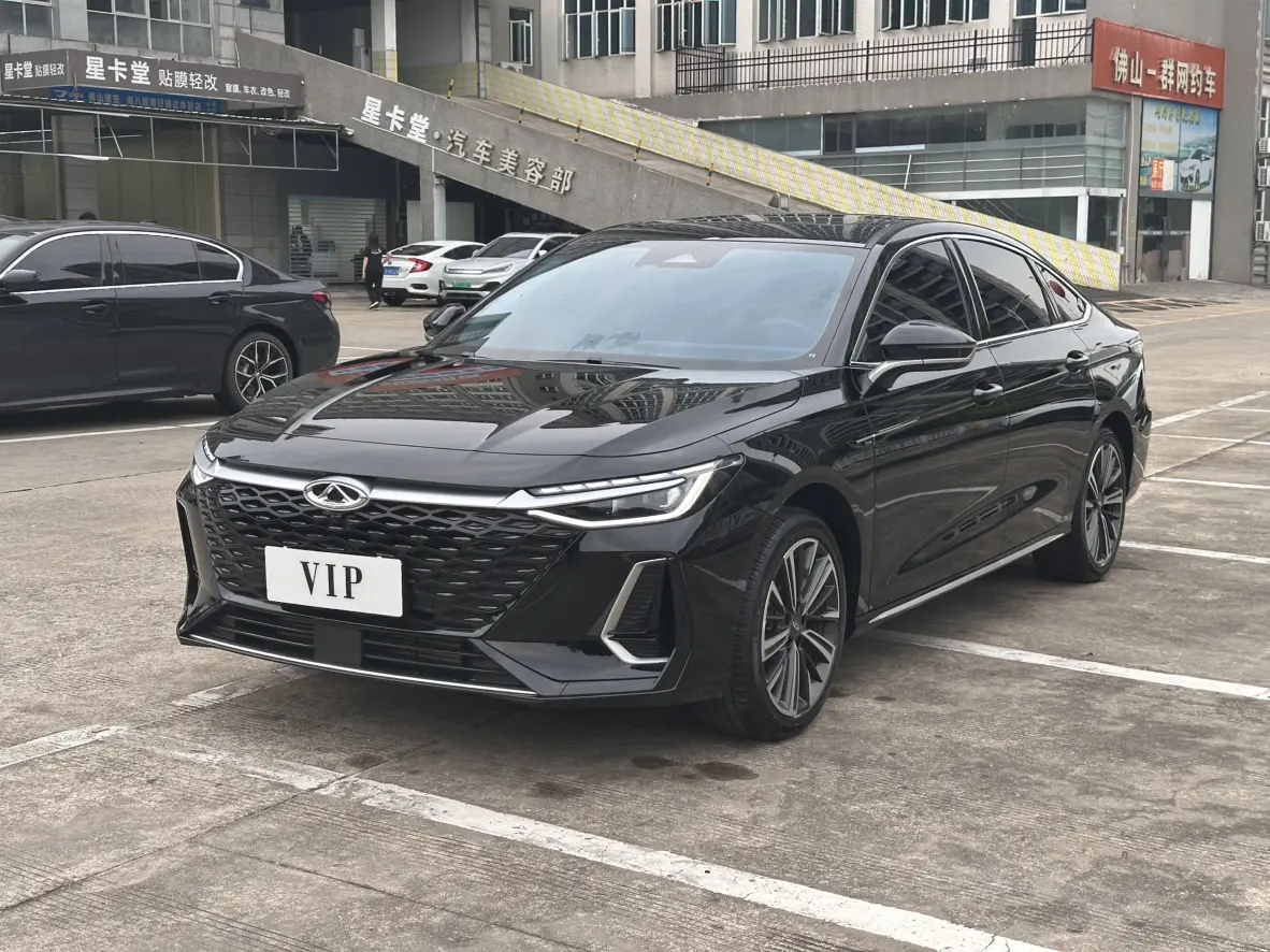 Chery Arrizo 8