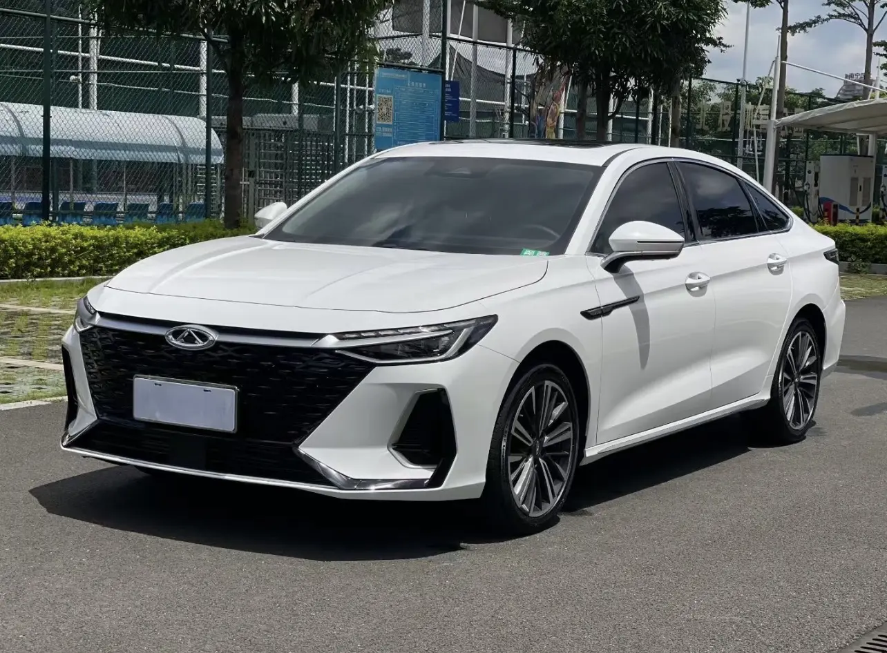 Chery Arrizo 8