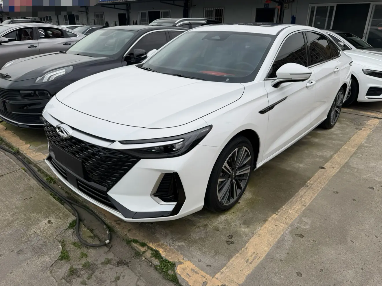 Chery Arrizo 8