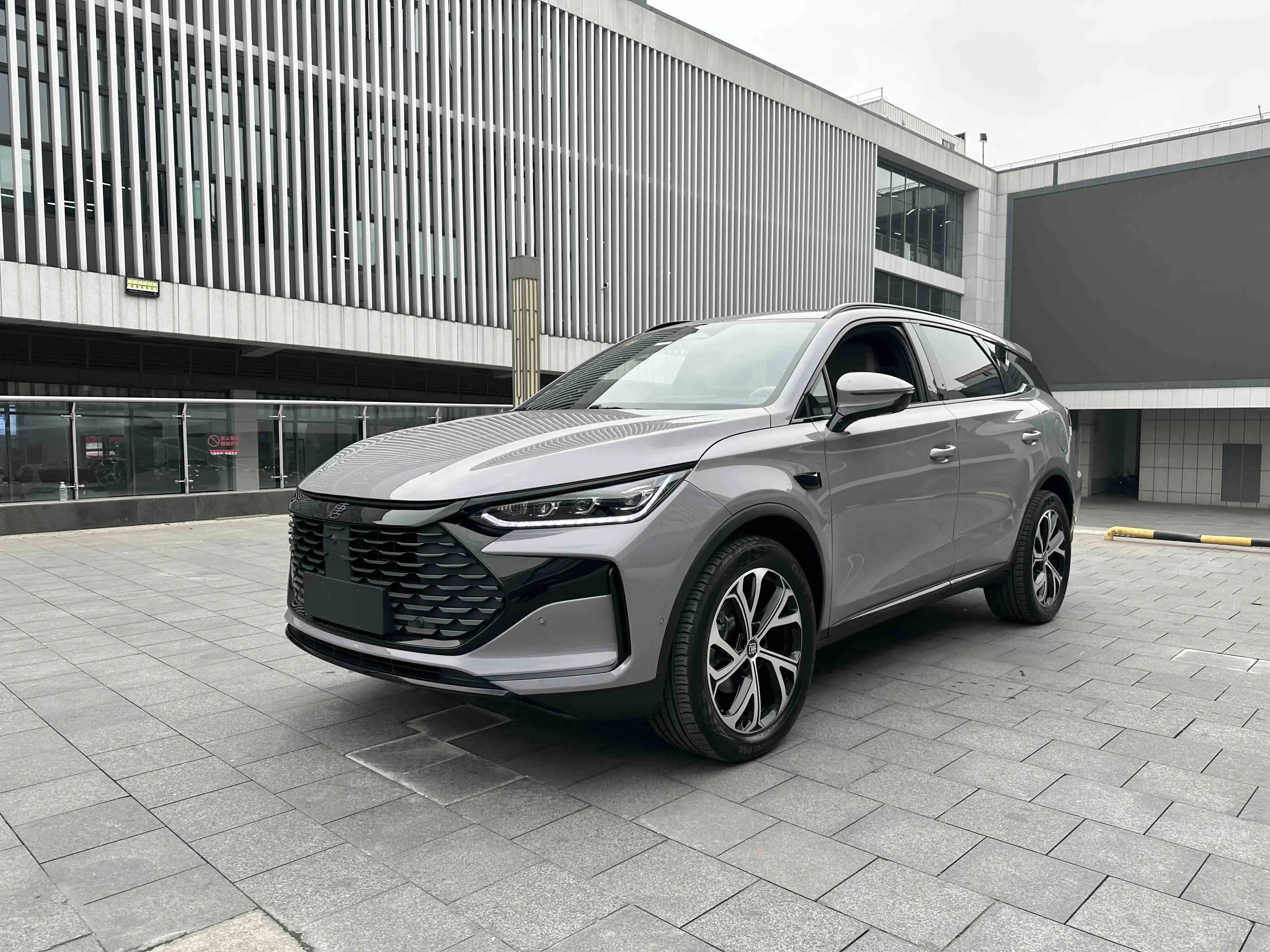 BYD Tang DM