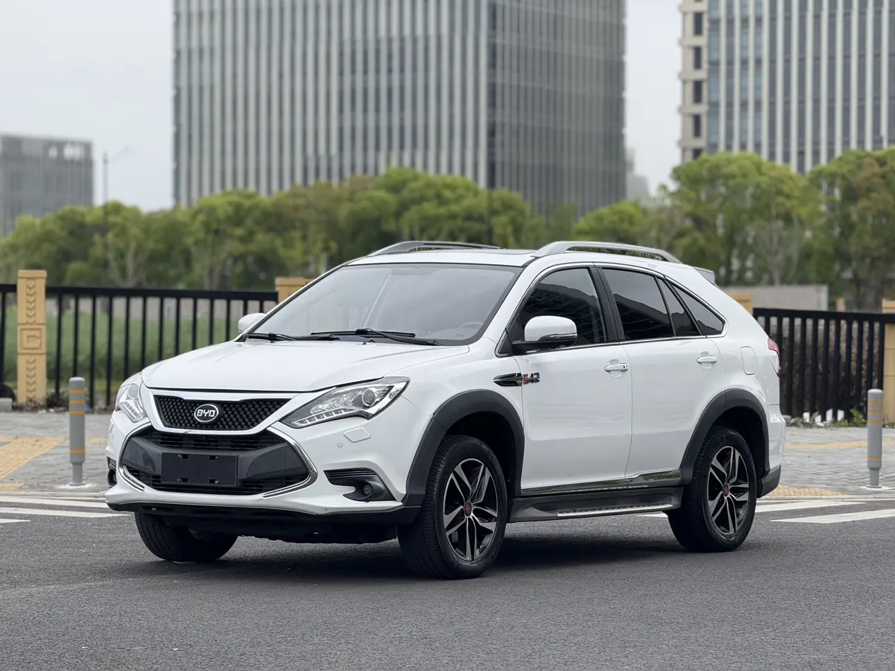 BYD Tang DM