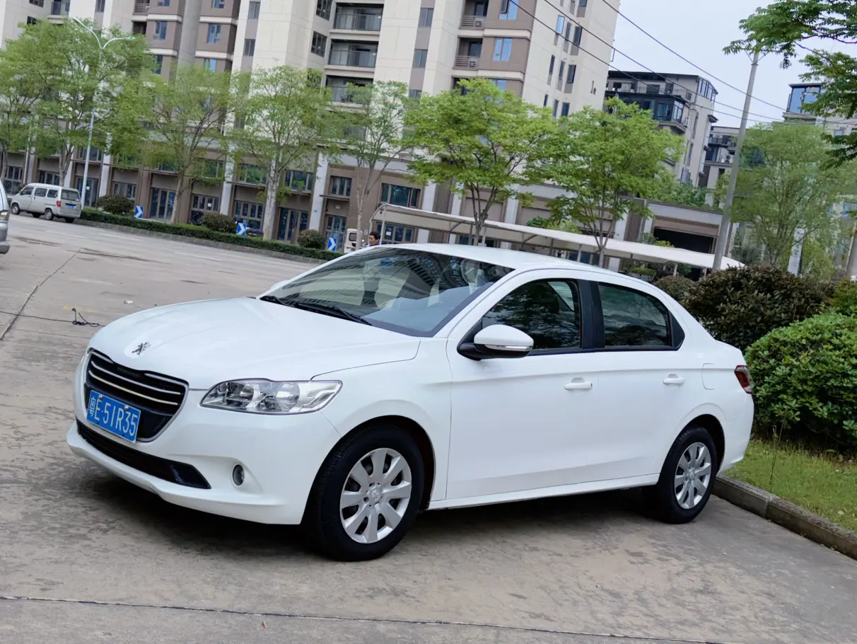 Peugeot 301