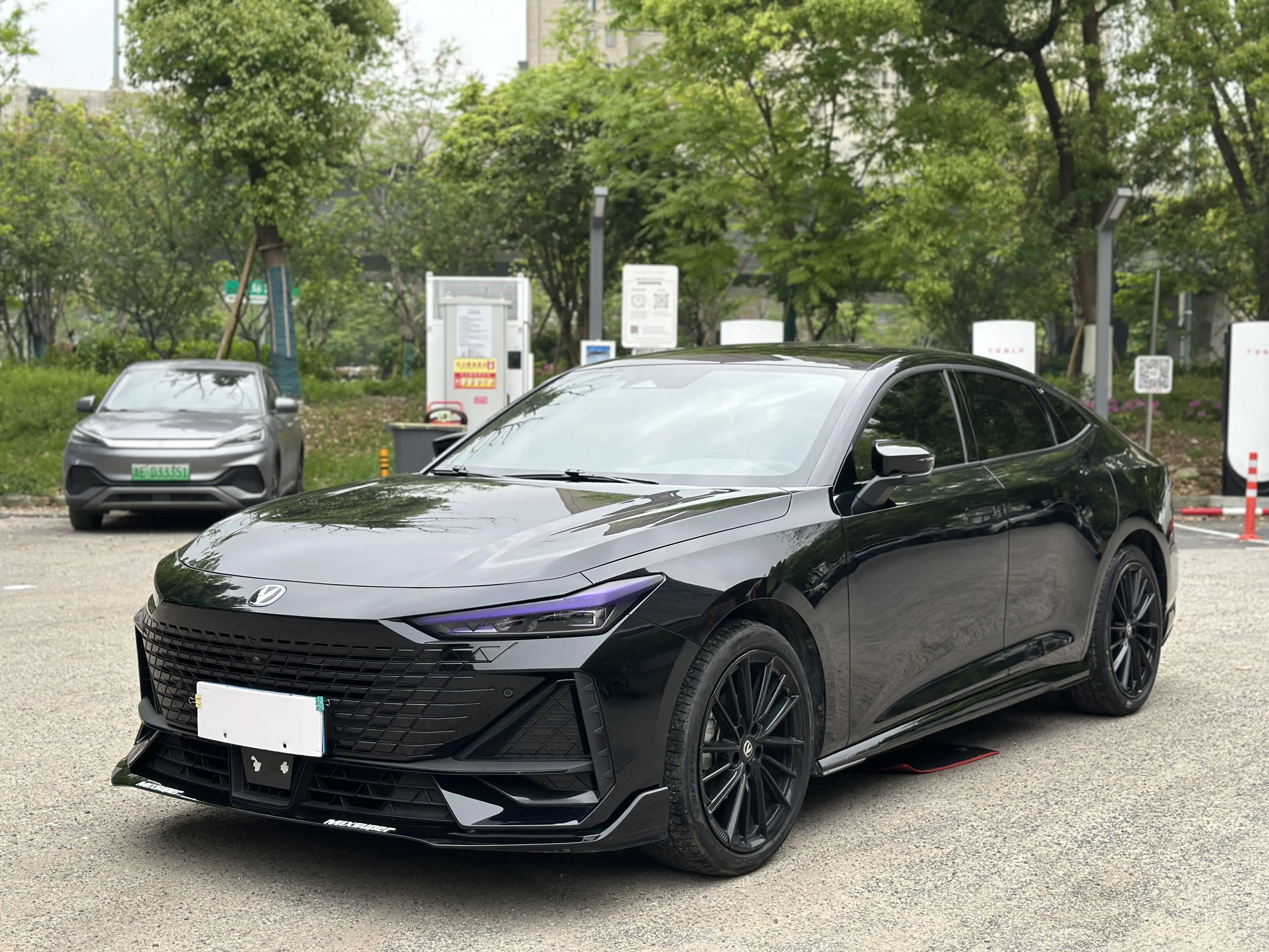Changan UNI-V