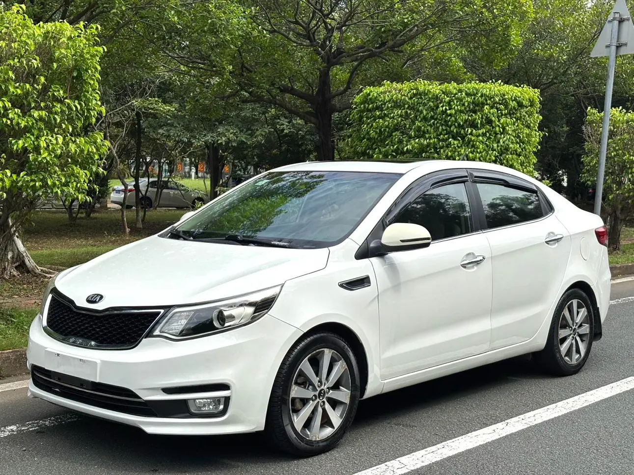 Kia K2