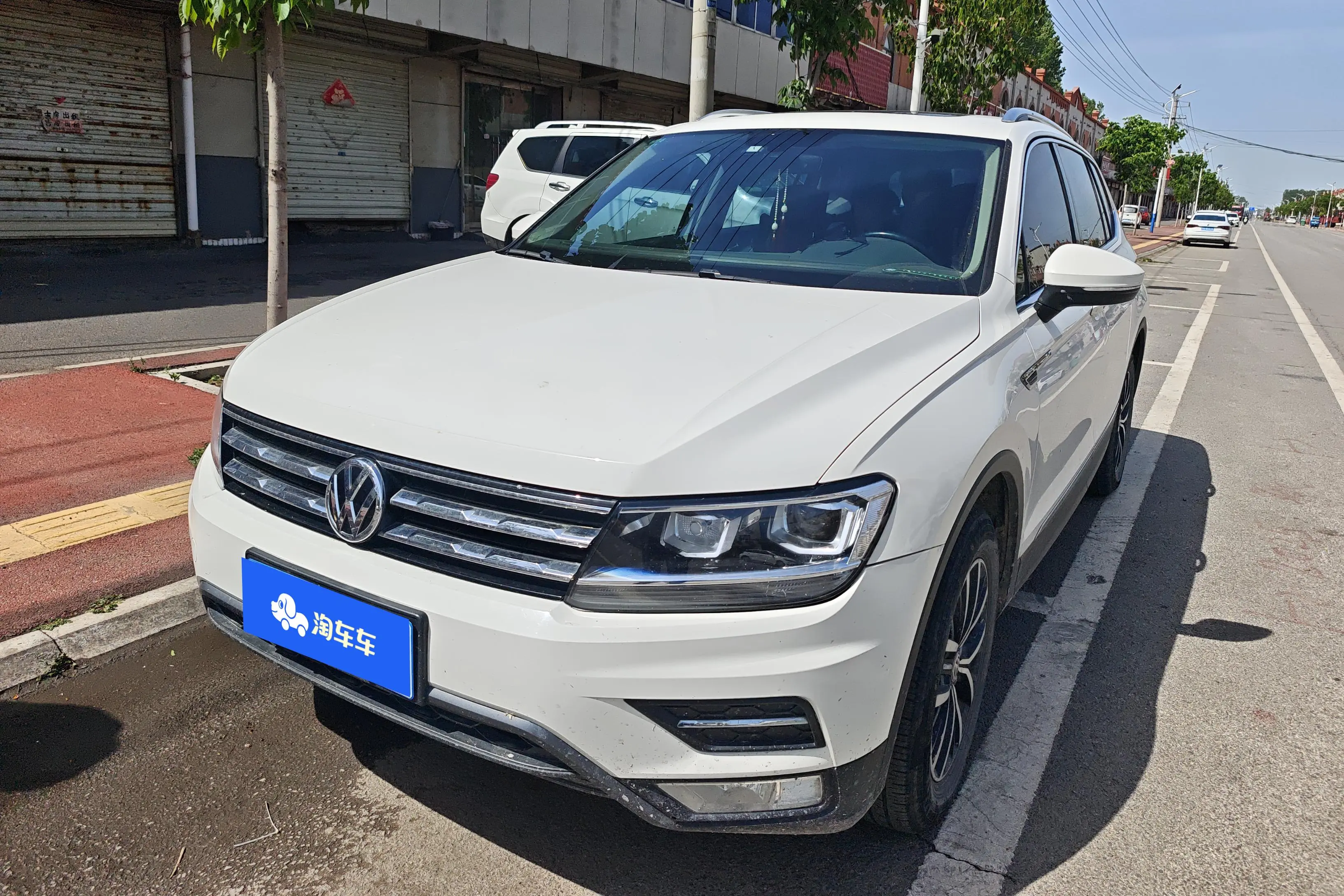 Volkswagen Tiguan L