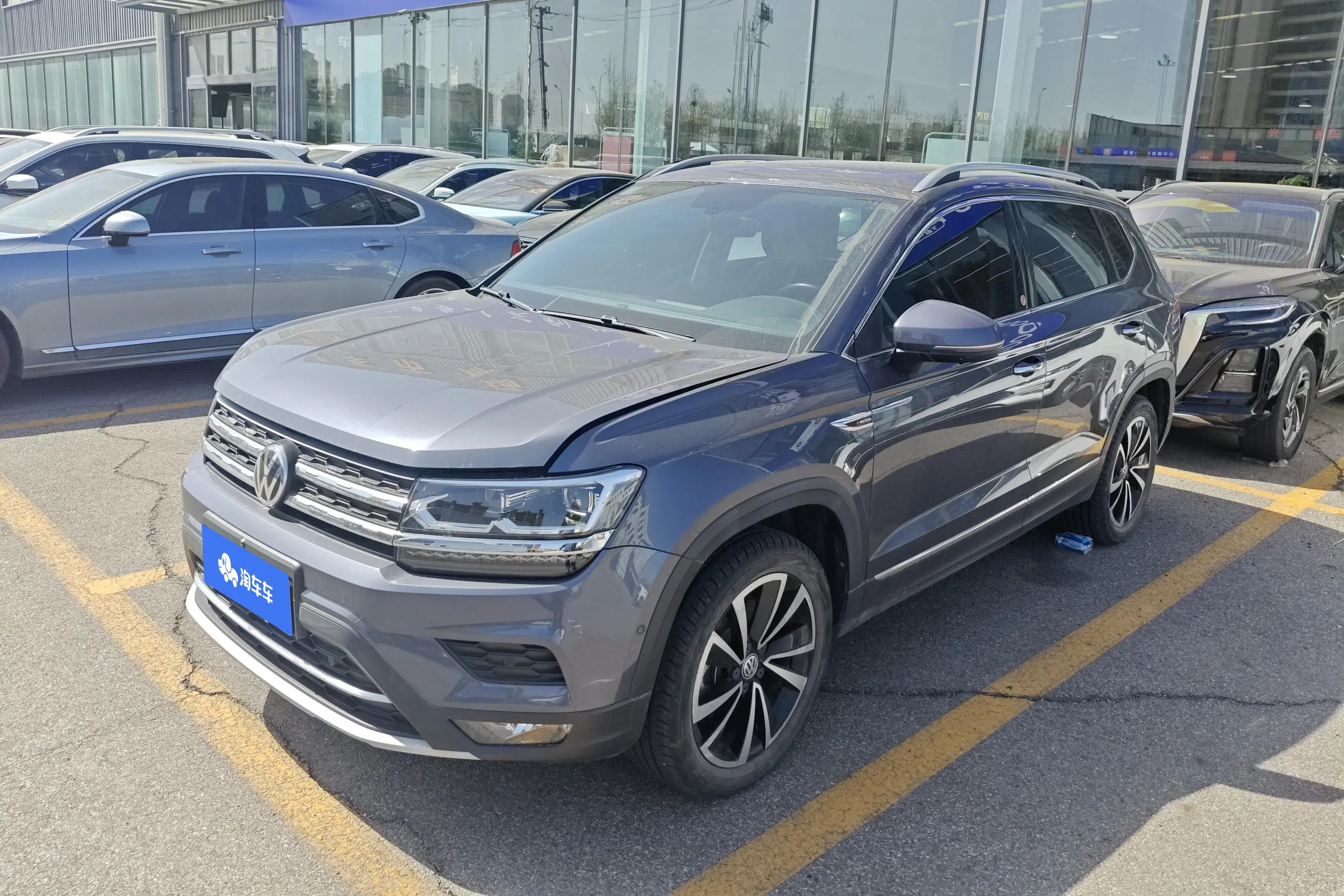 Volkswagen Tharu