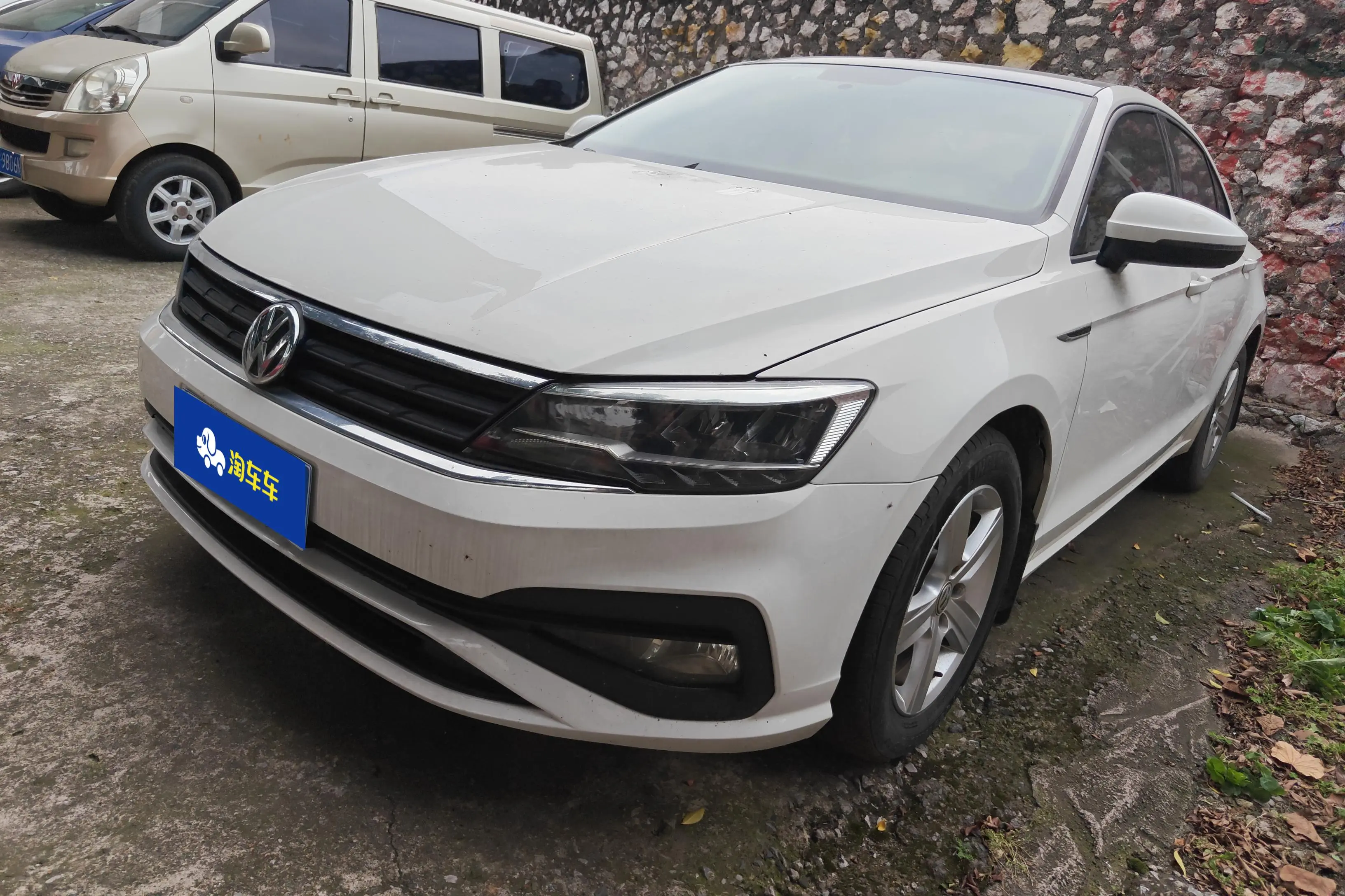 Volkswagen Lamando