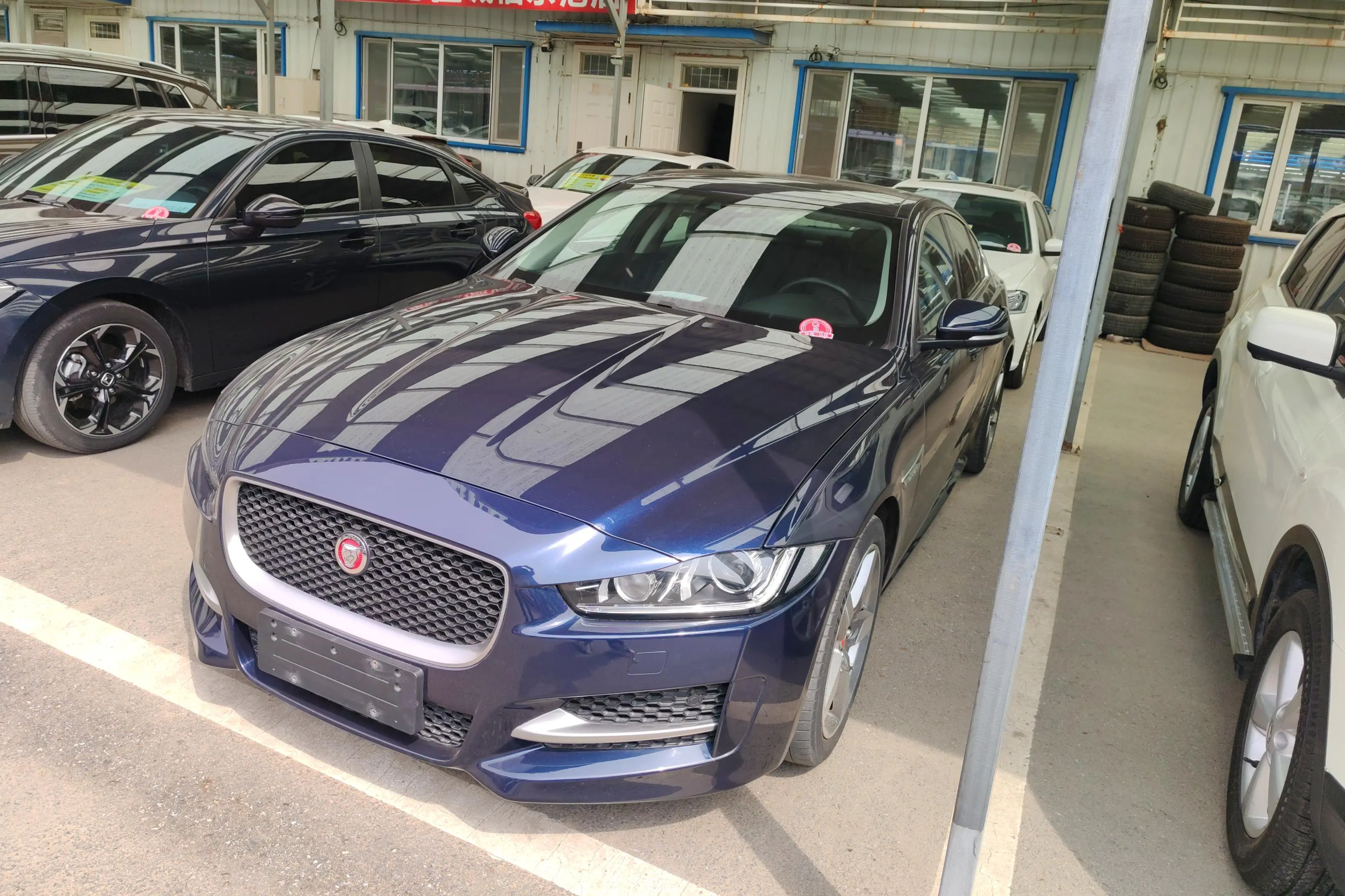 Jaguar XE