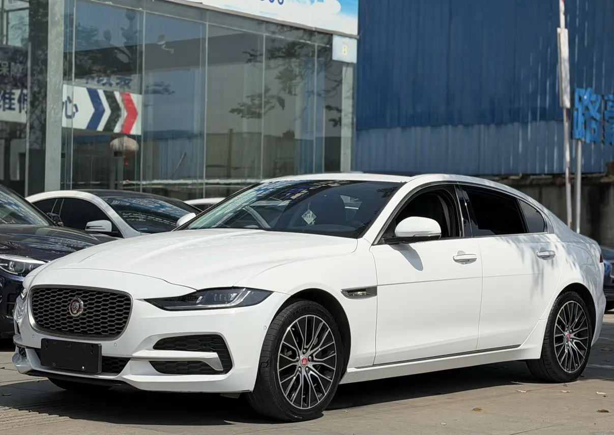 Jaguar XEL