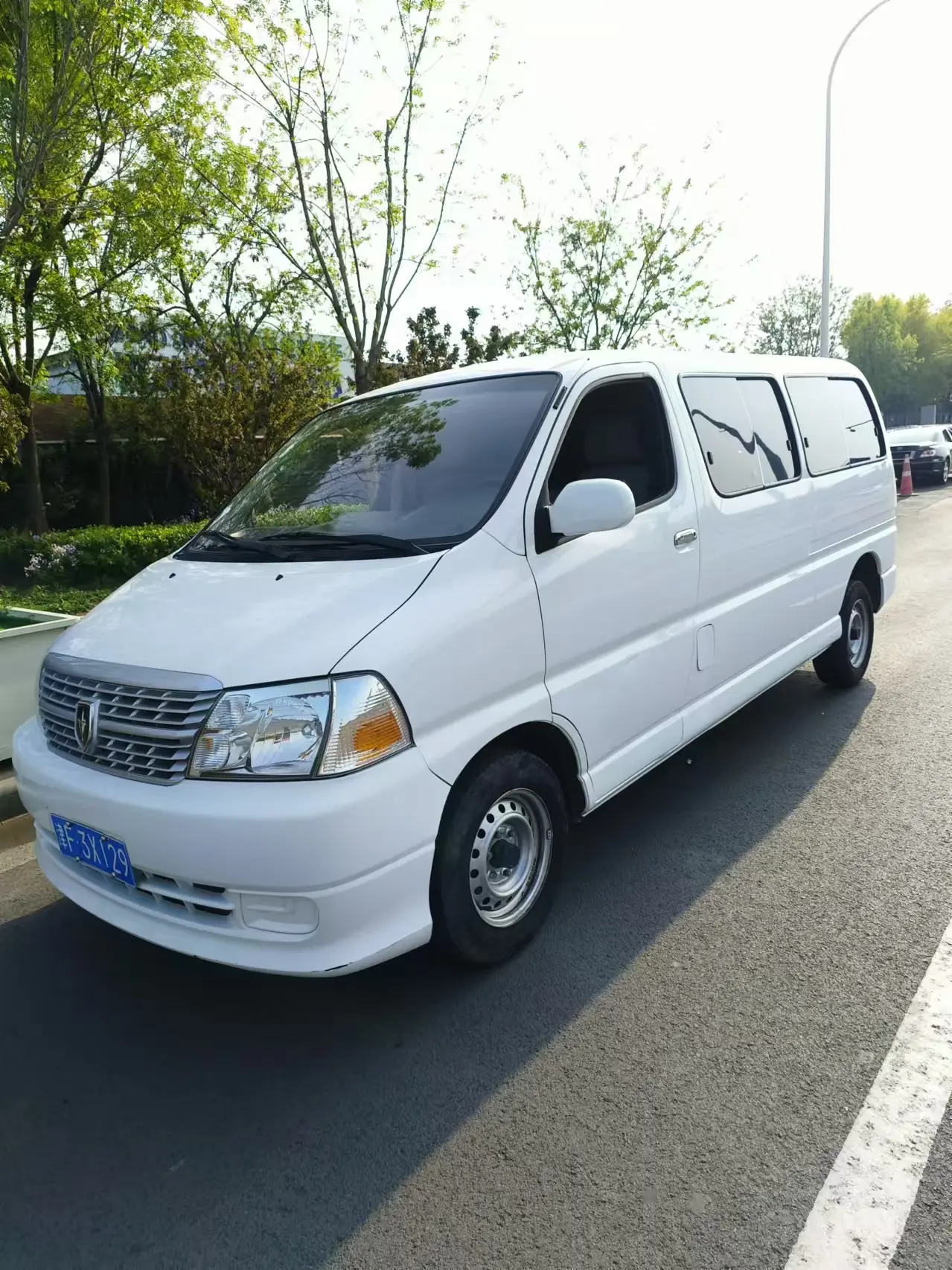 Golden cup Jinbei Express