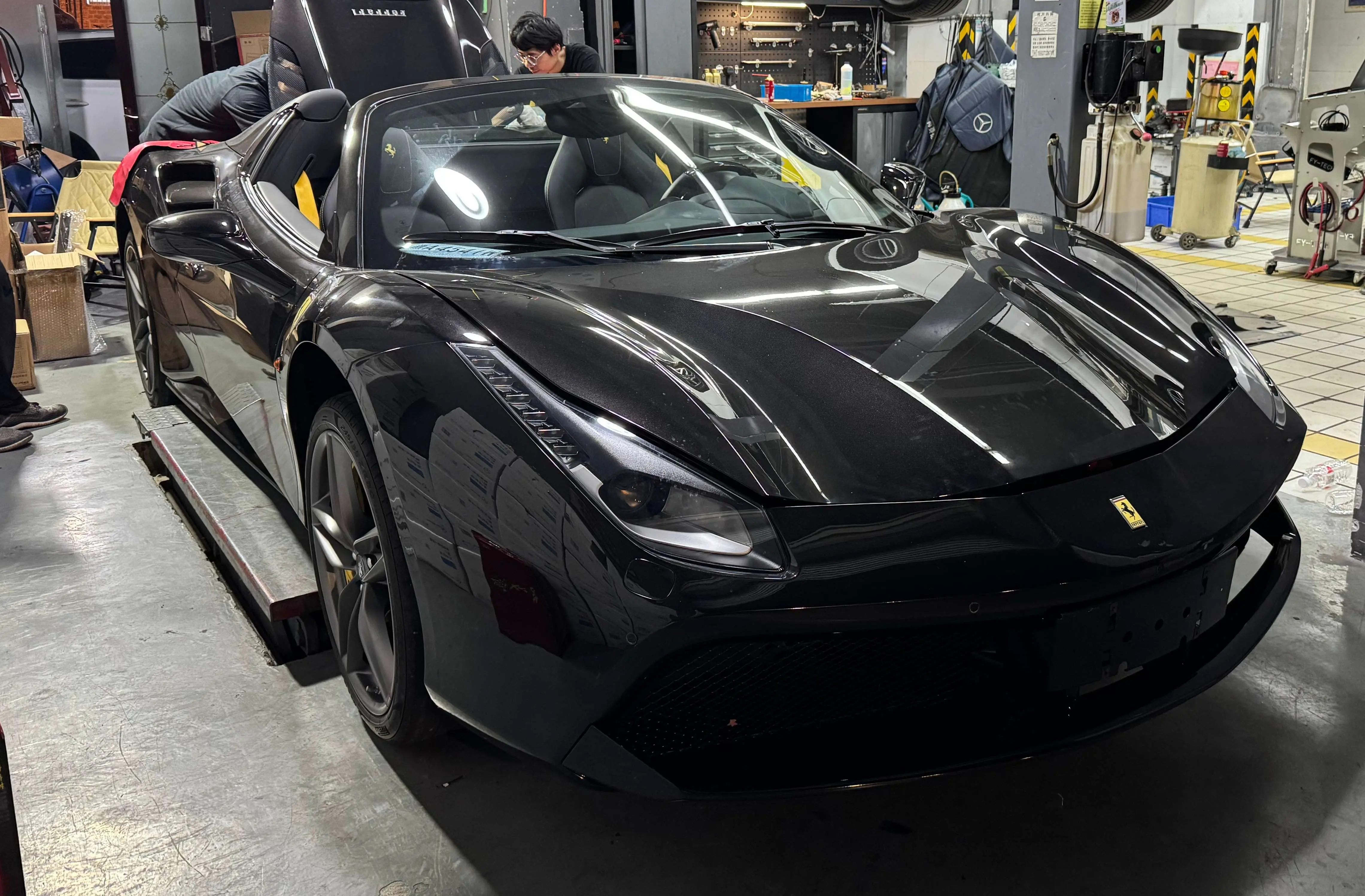 Ferrari 488
