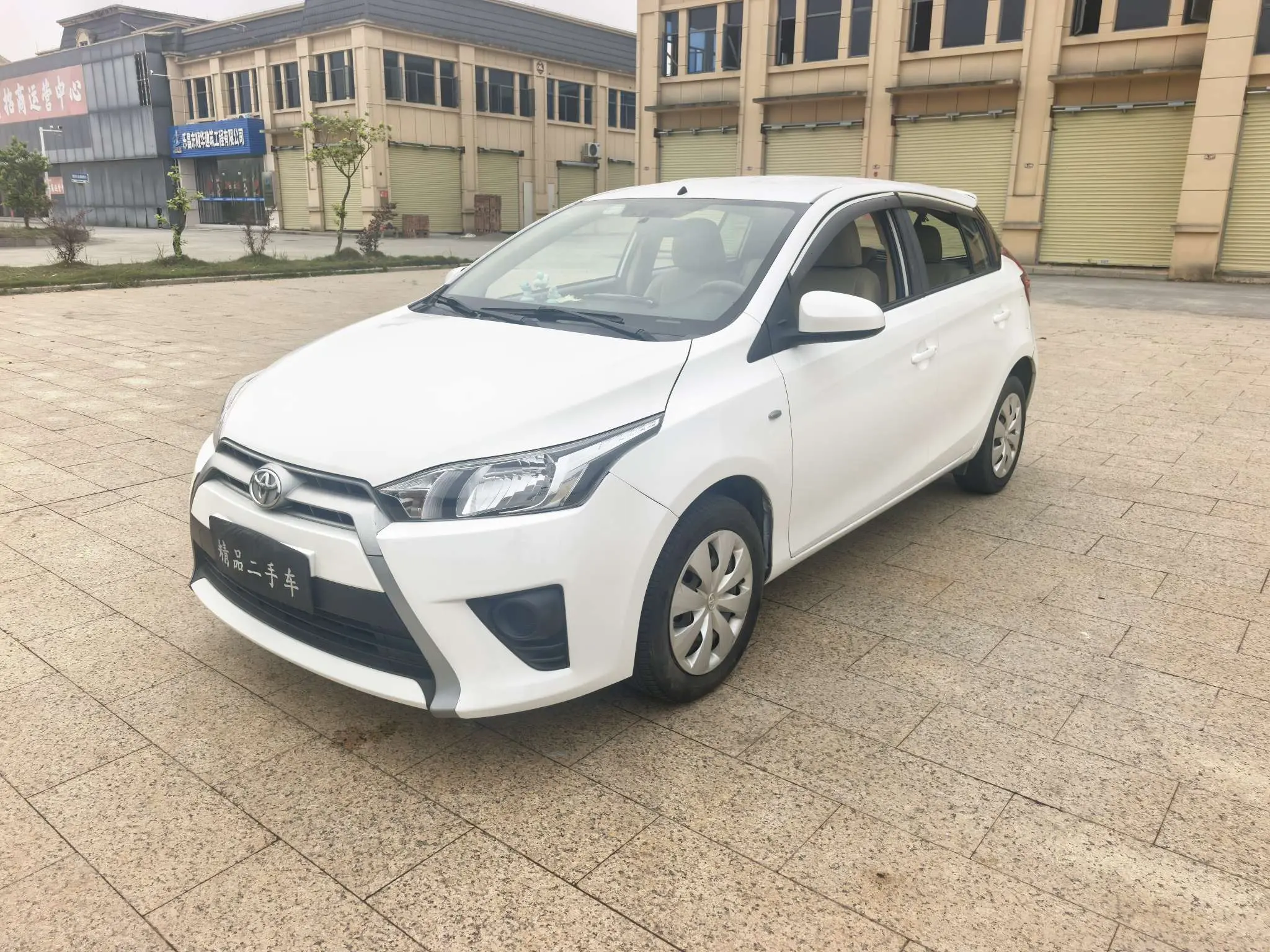 Toyota Yaris L