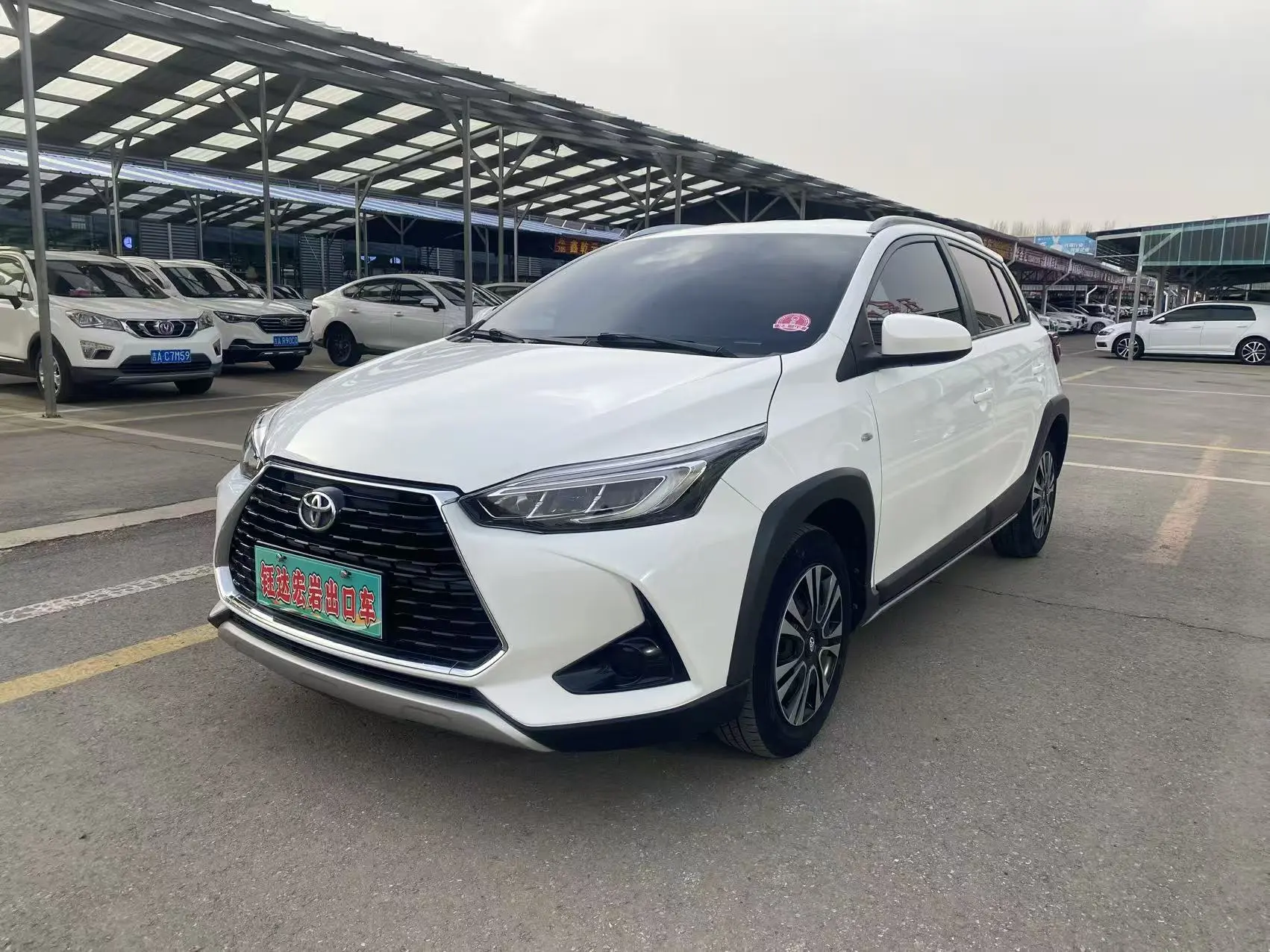 Toyota Yaris L