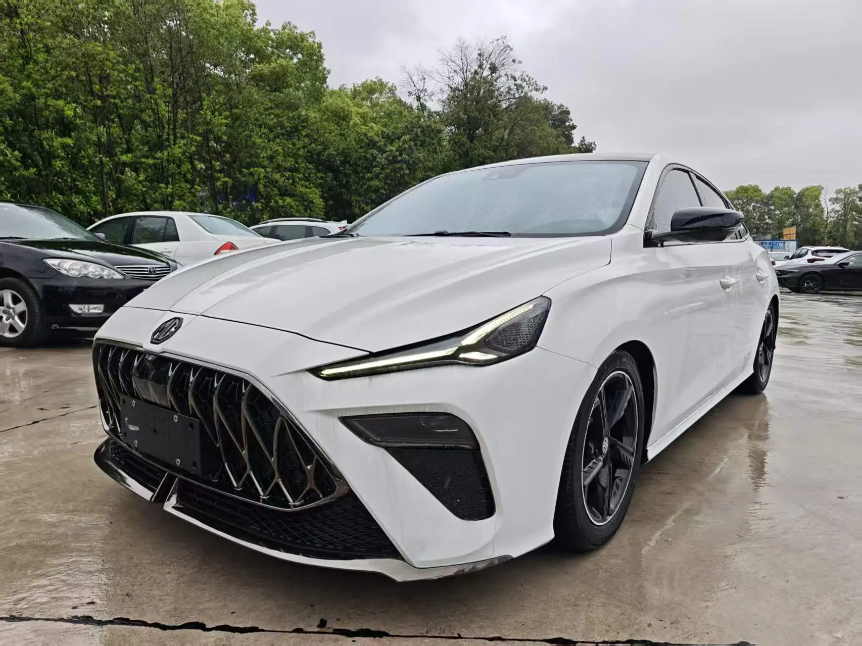 MG 5 Scorpio