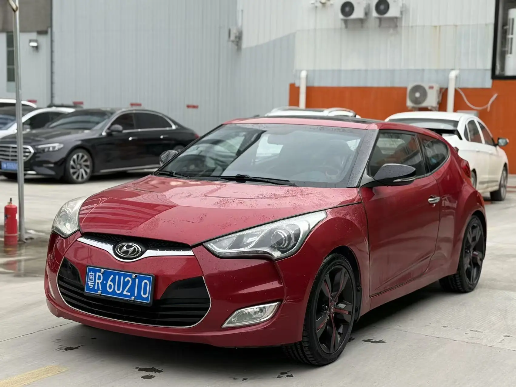 Hyundai Veloster