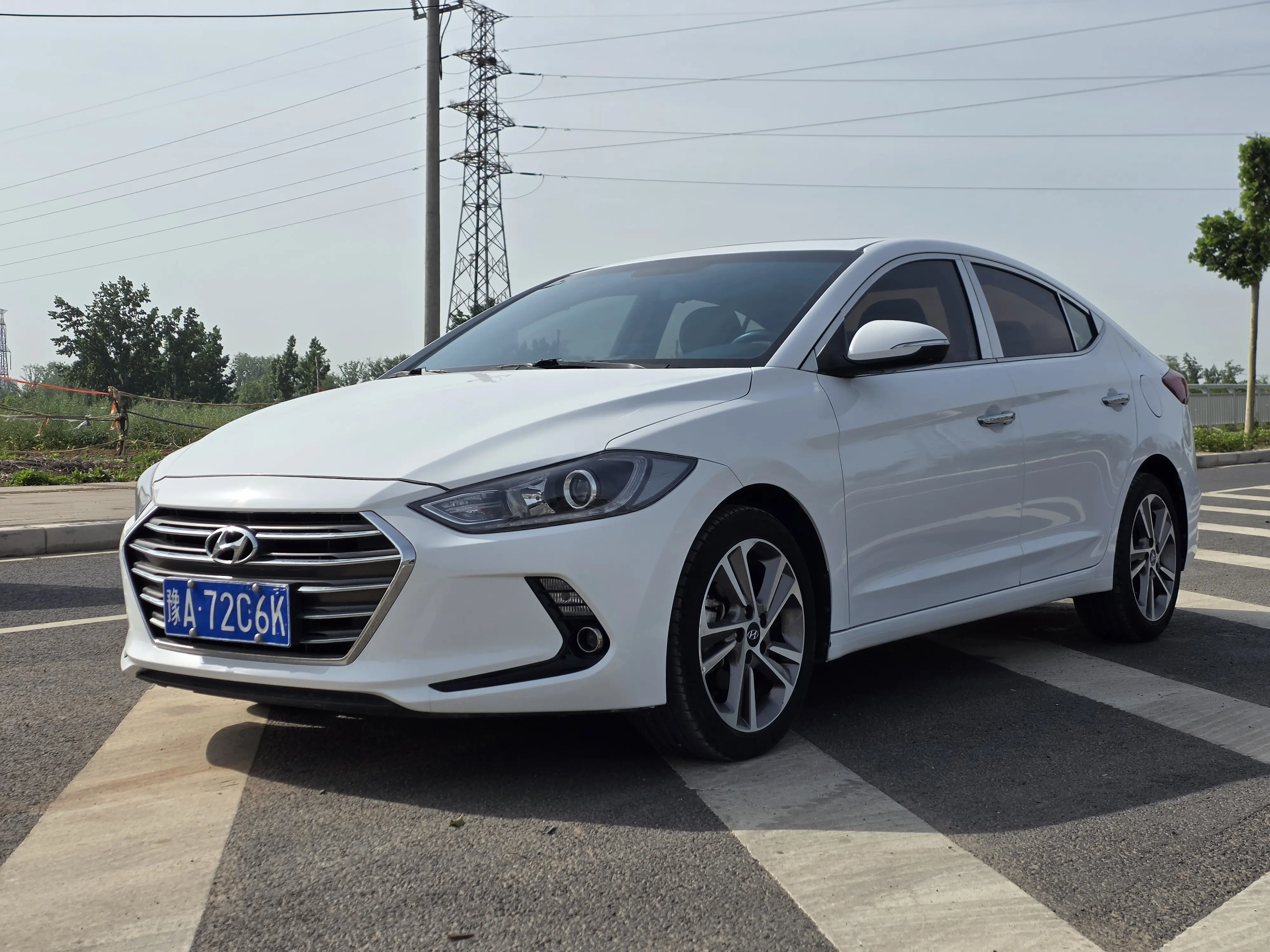 Hyundai Lead