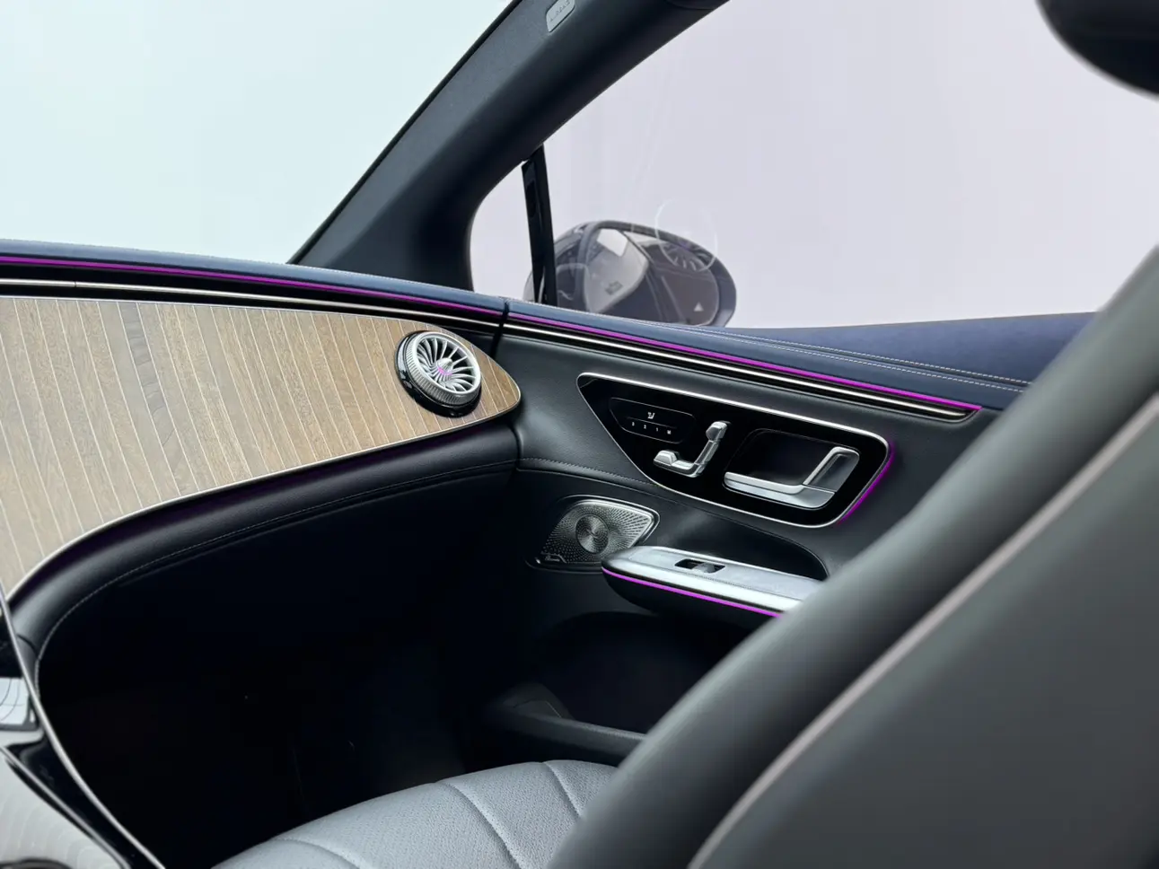 Mercedes-Benz EQE
