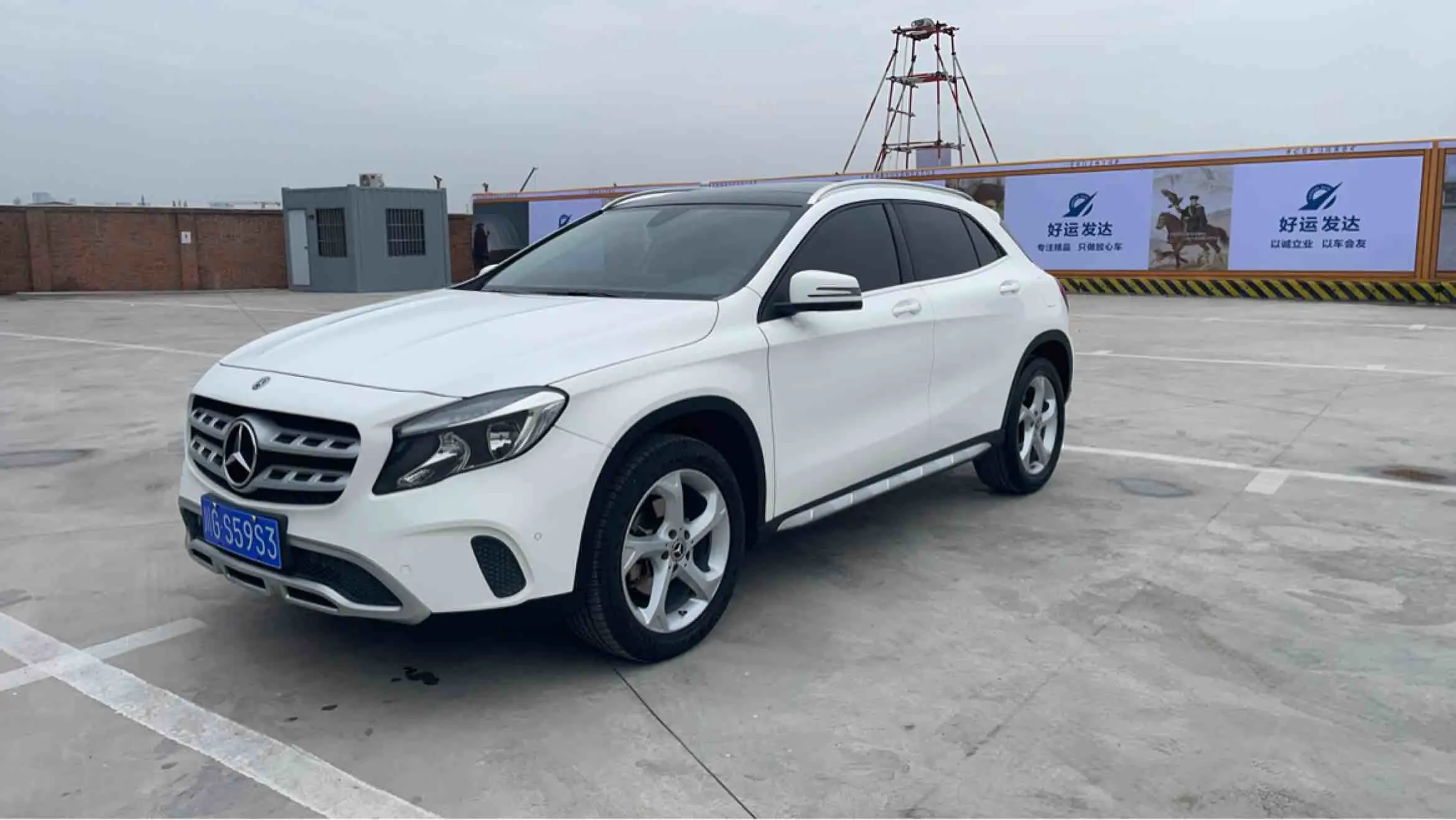 Mercedes-Benz GLA