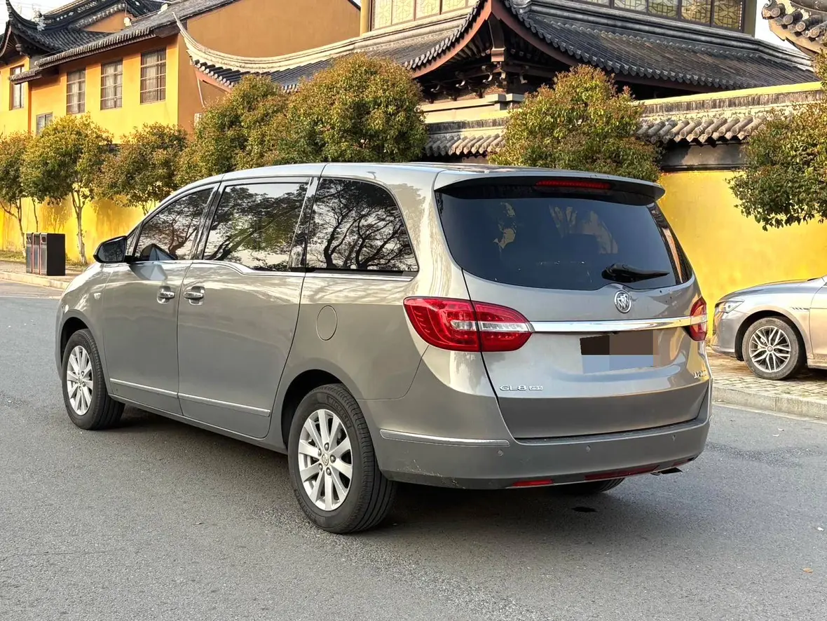 Buick GL8