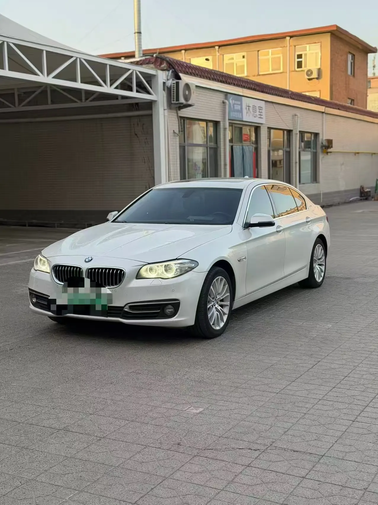 BMW 5 Series PHEV