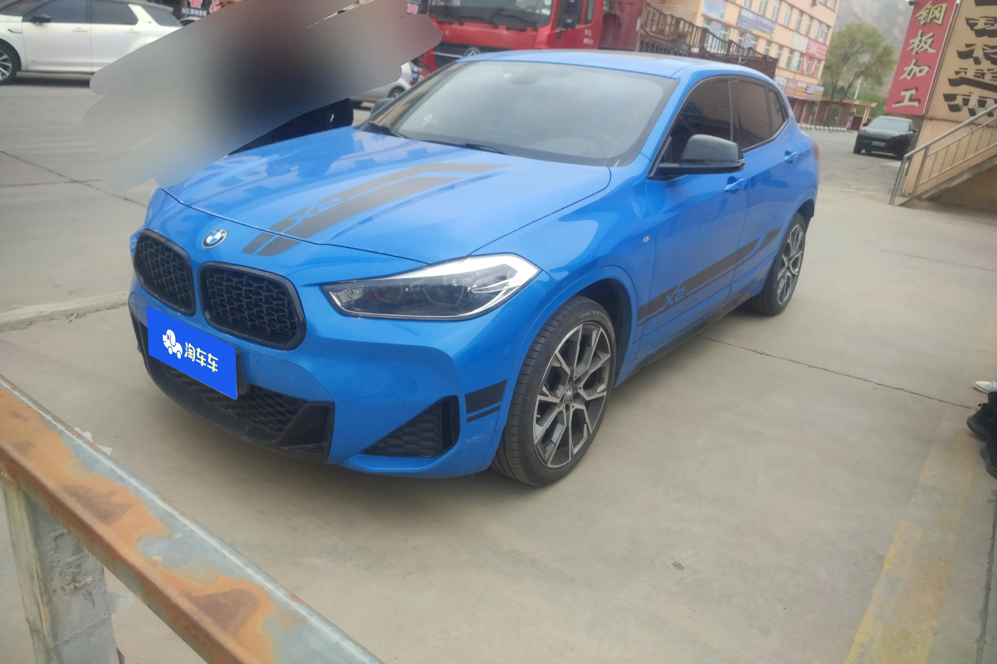 BMW X2