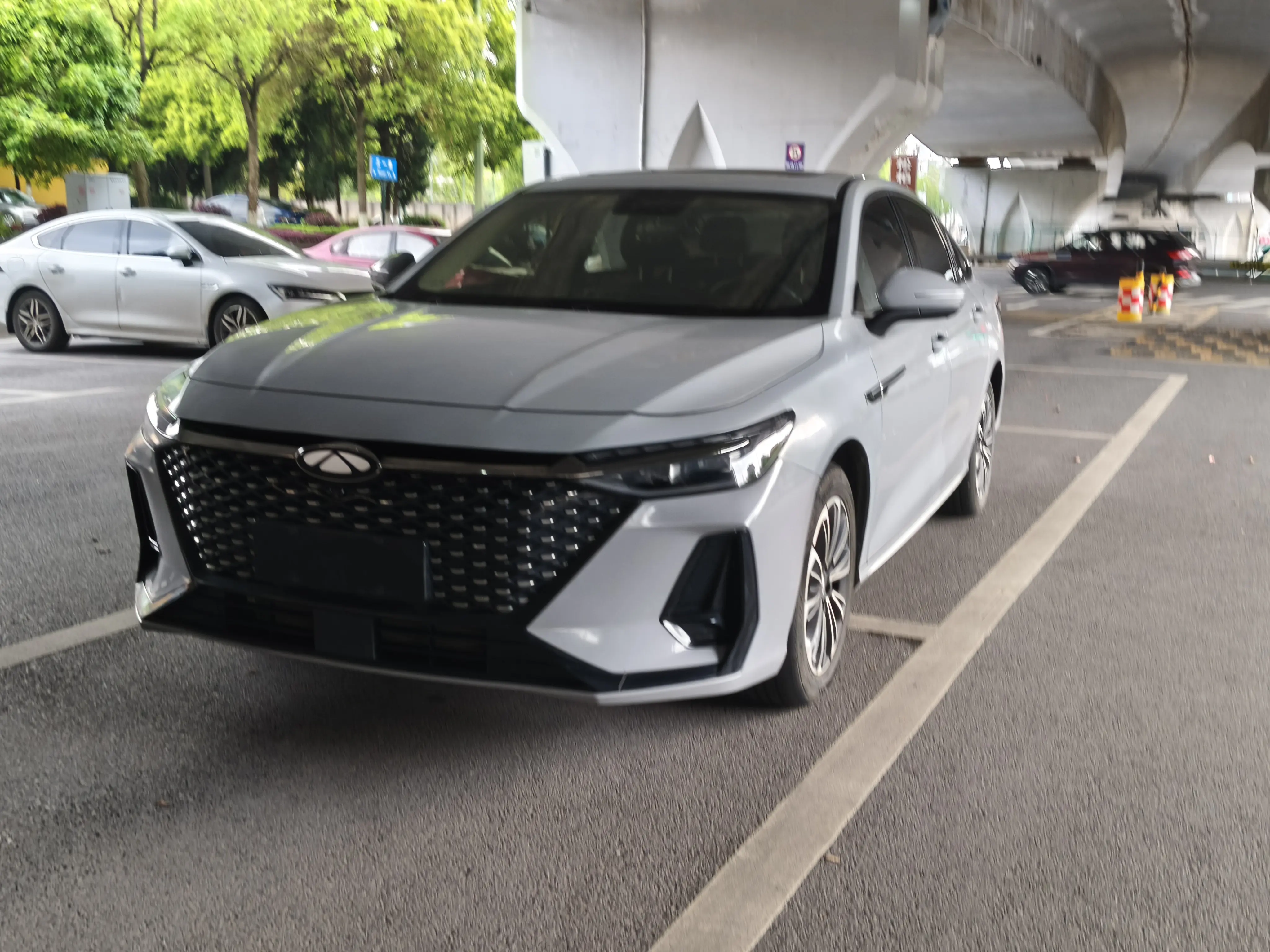 Chery Fengyun A8
