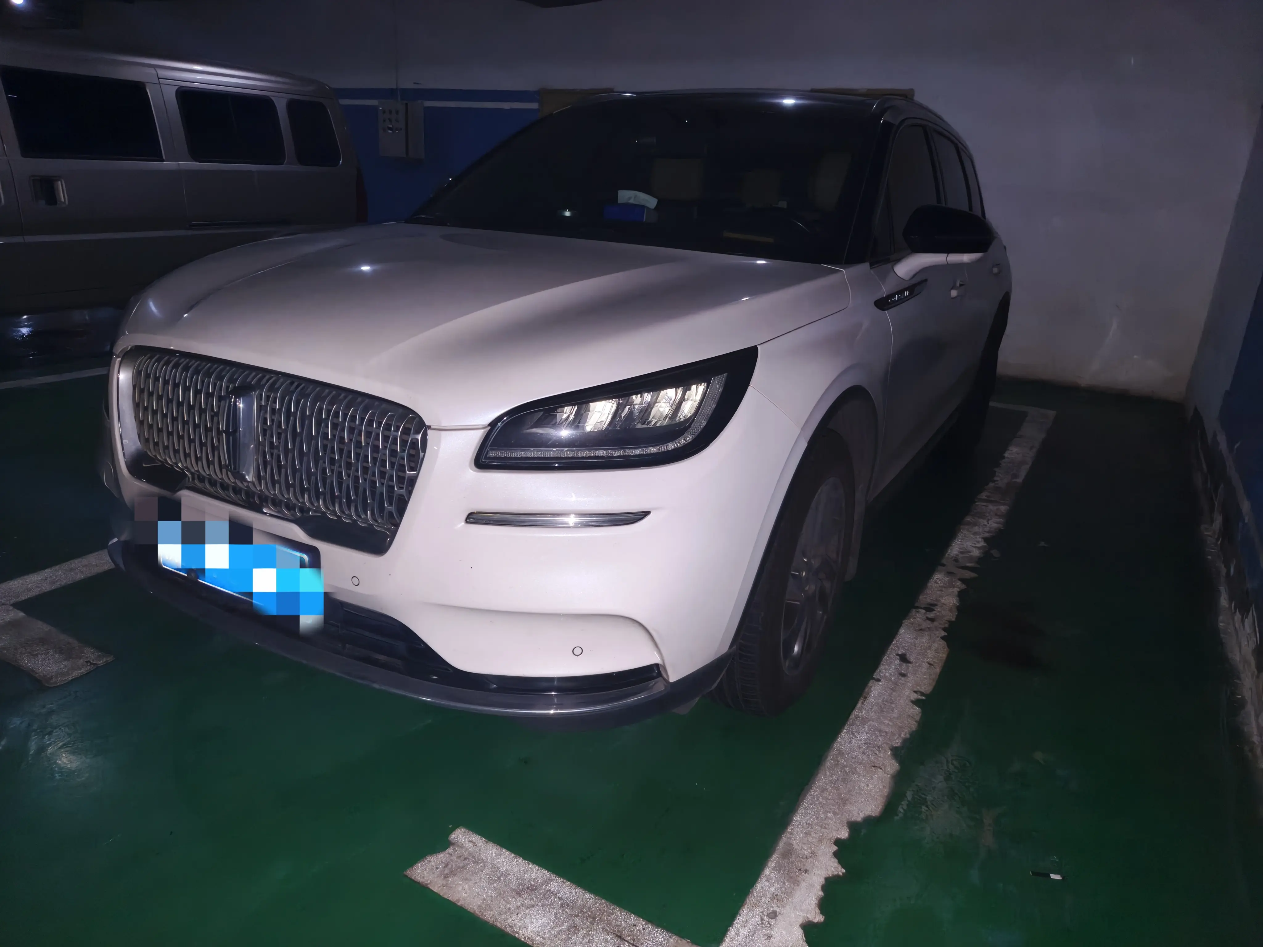 Lincoln Adventurer
