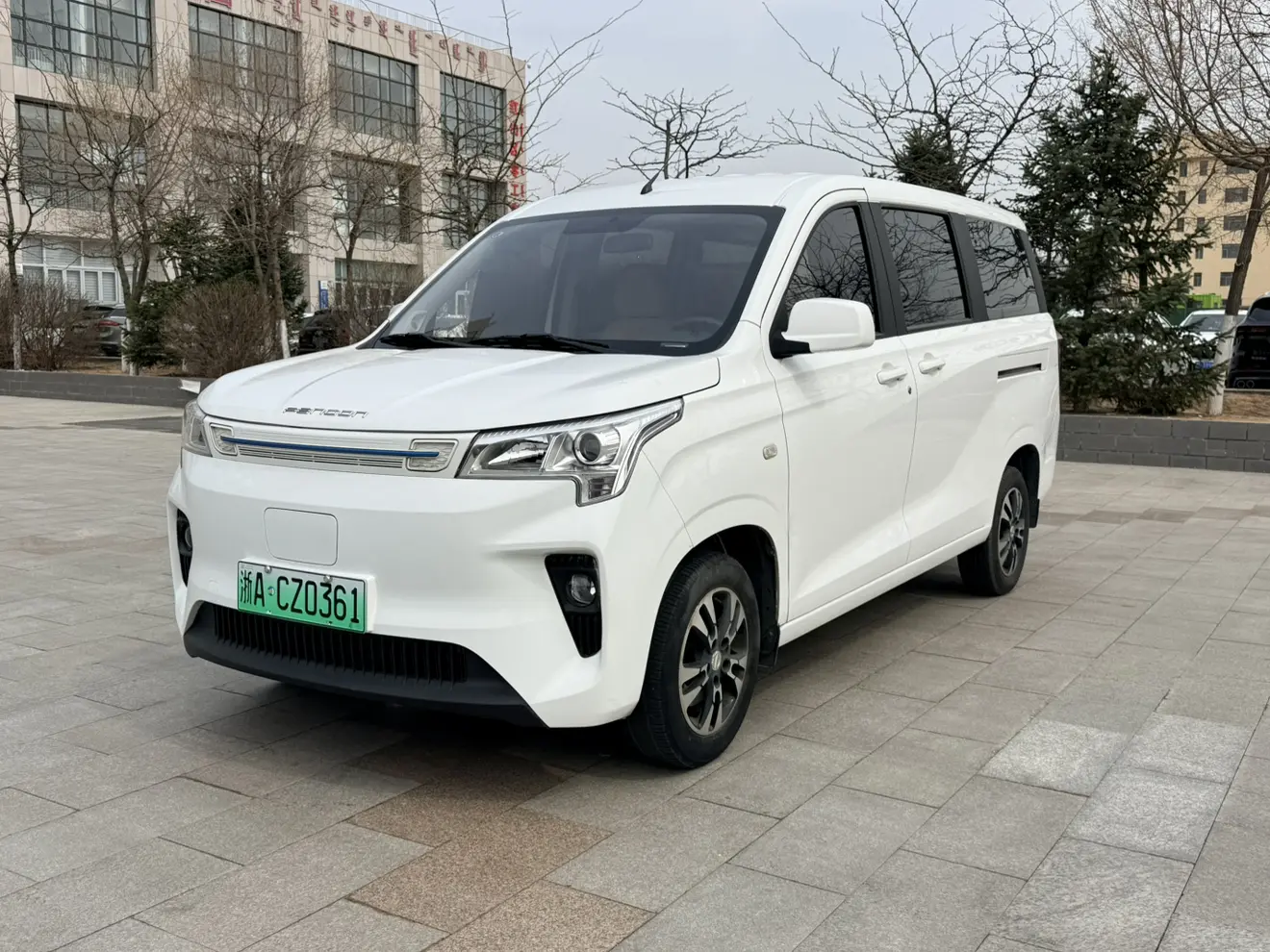 Dongfeng Fengguang E380