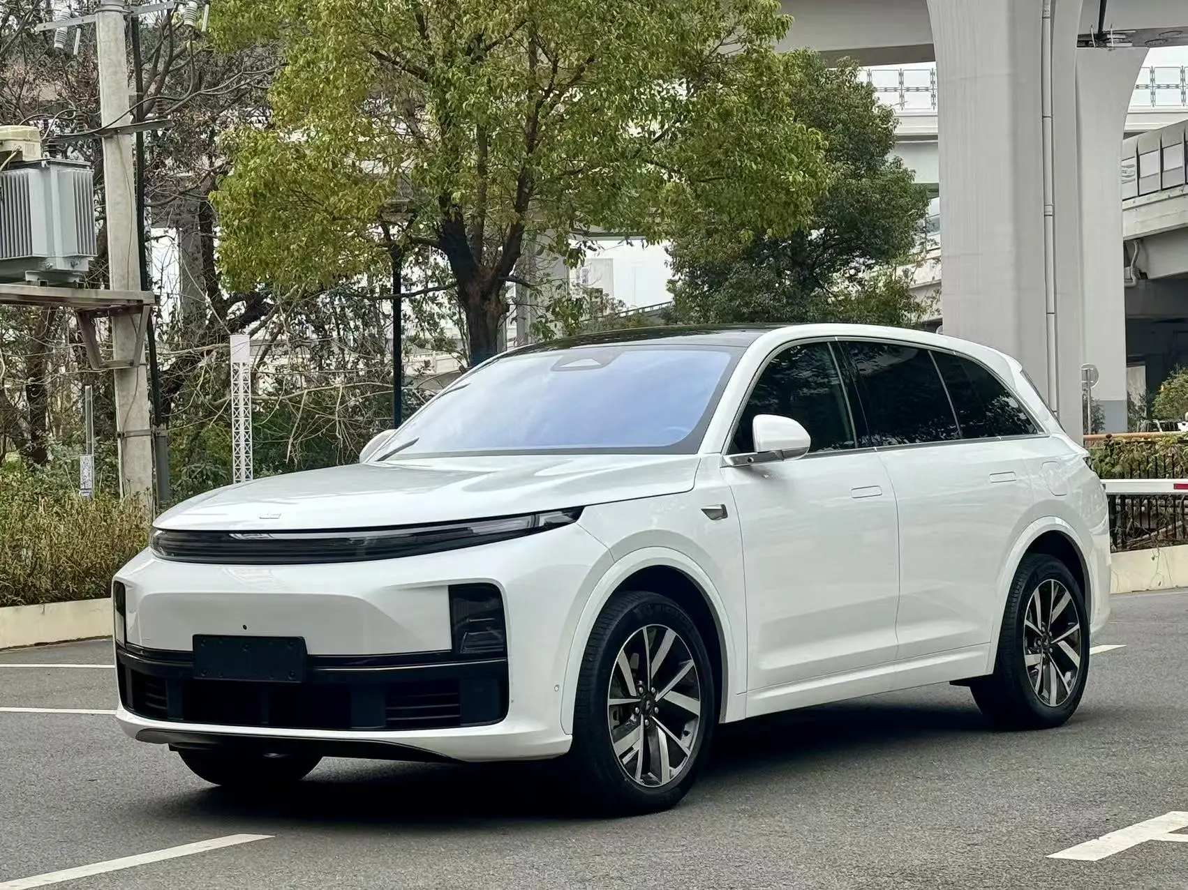 Lixiang L7