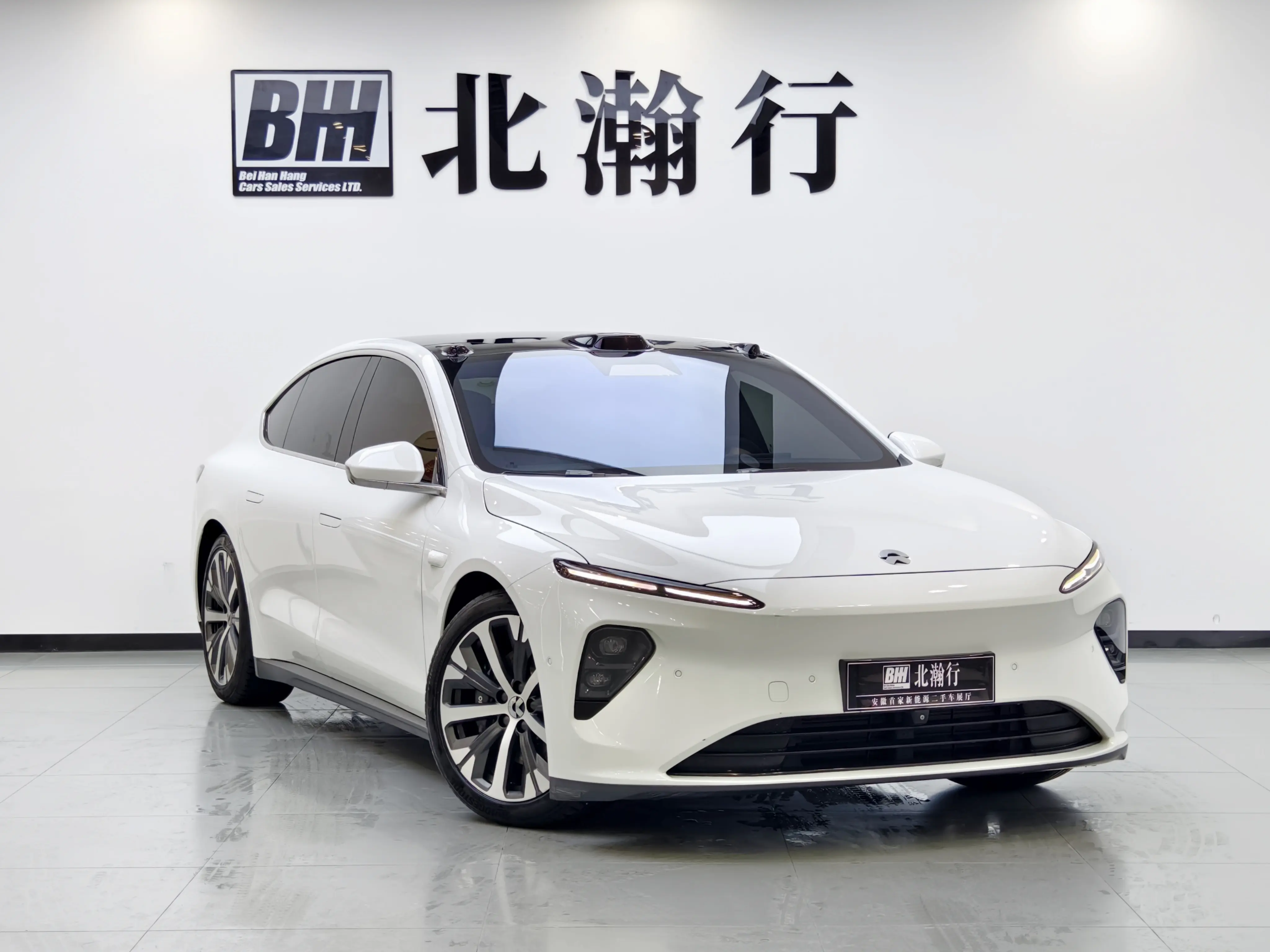 NIO ET7