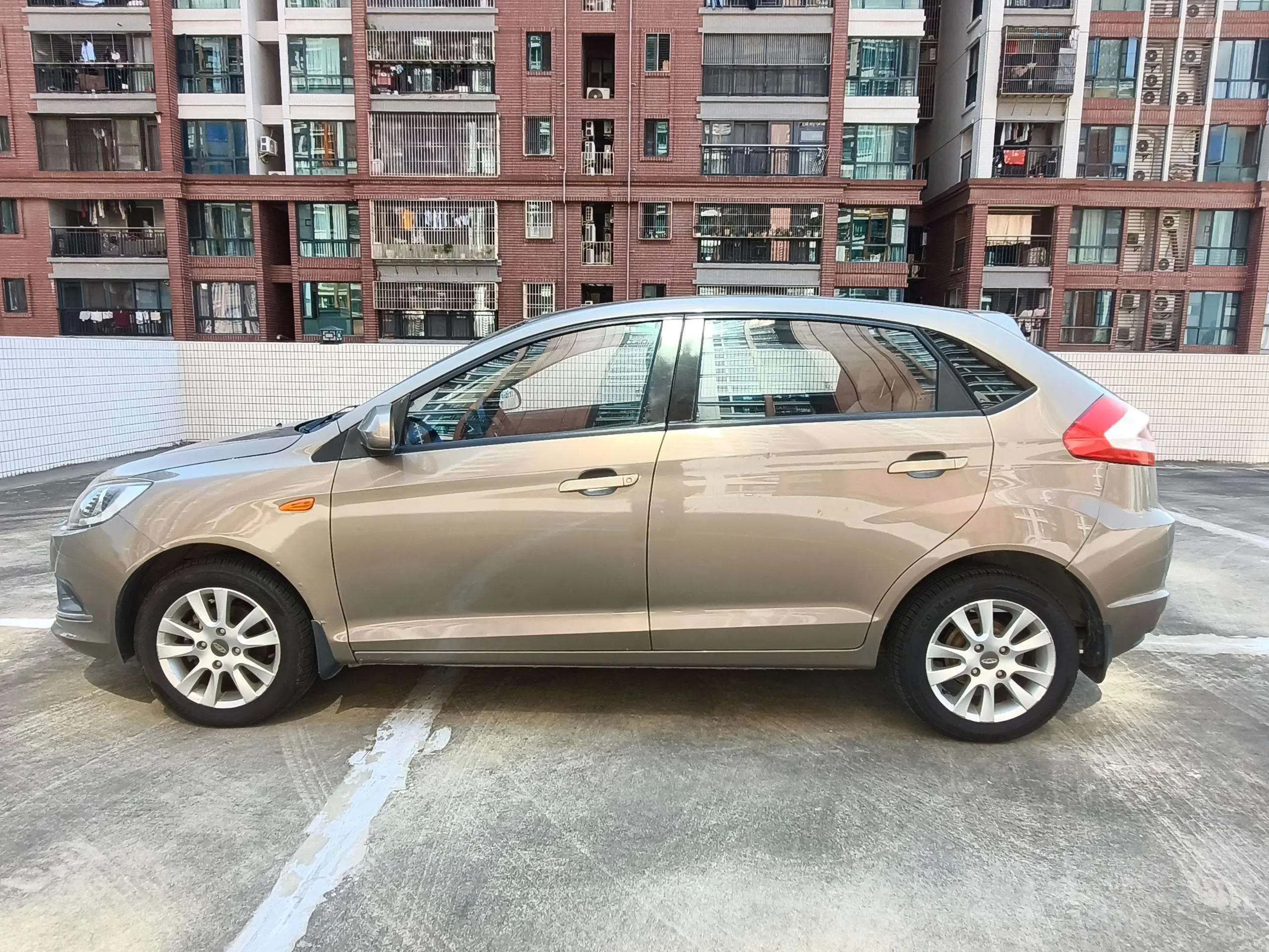 Chery Storm 2