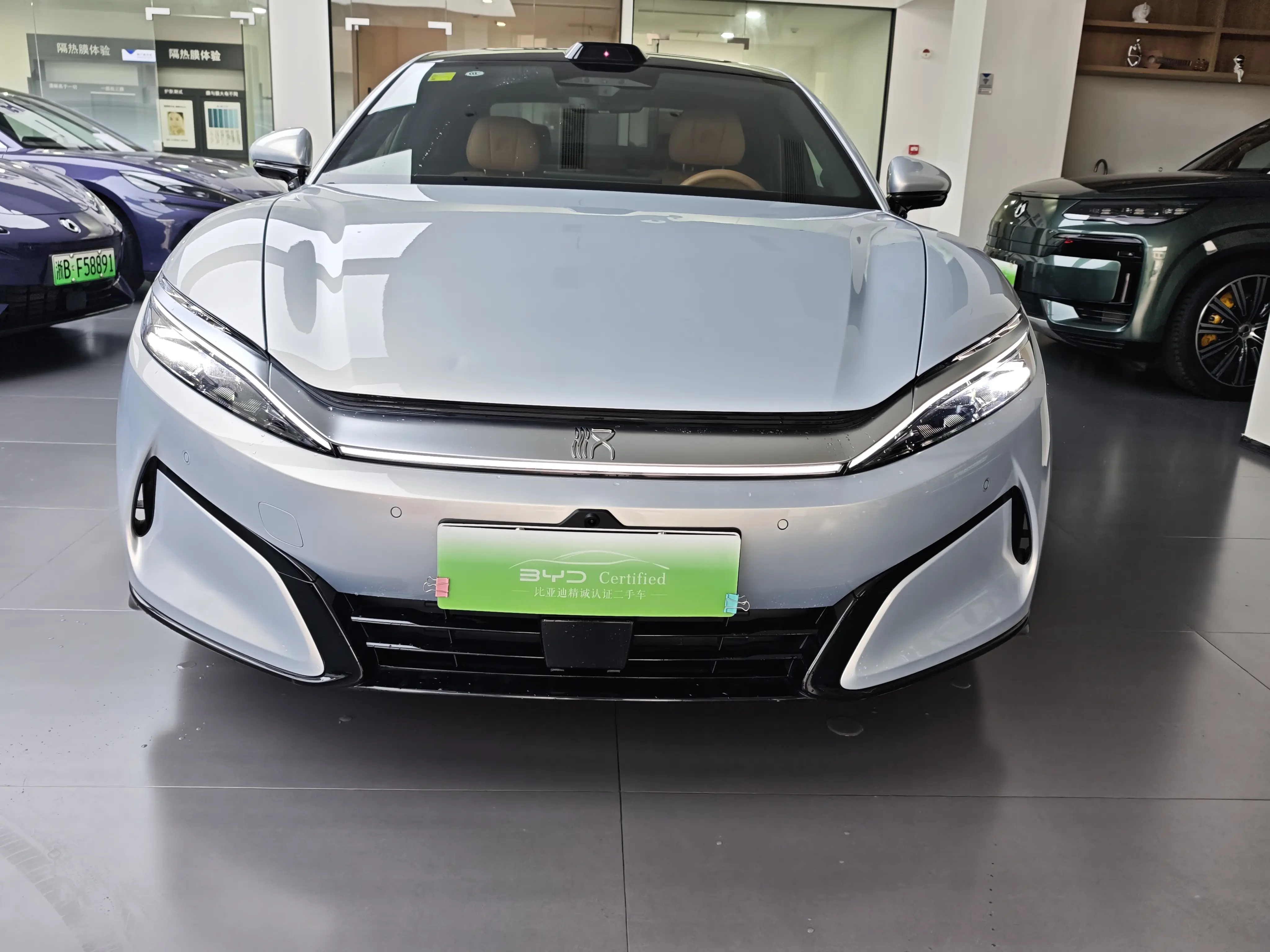 BYD Han L EV