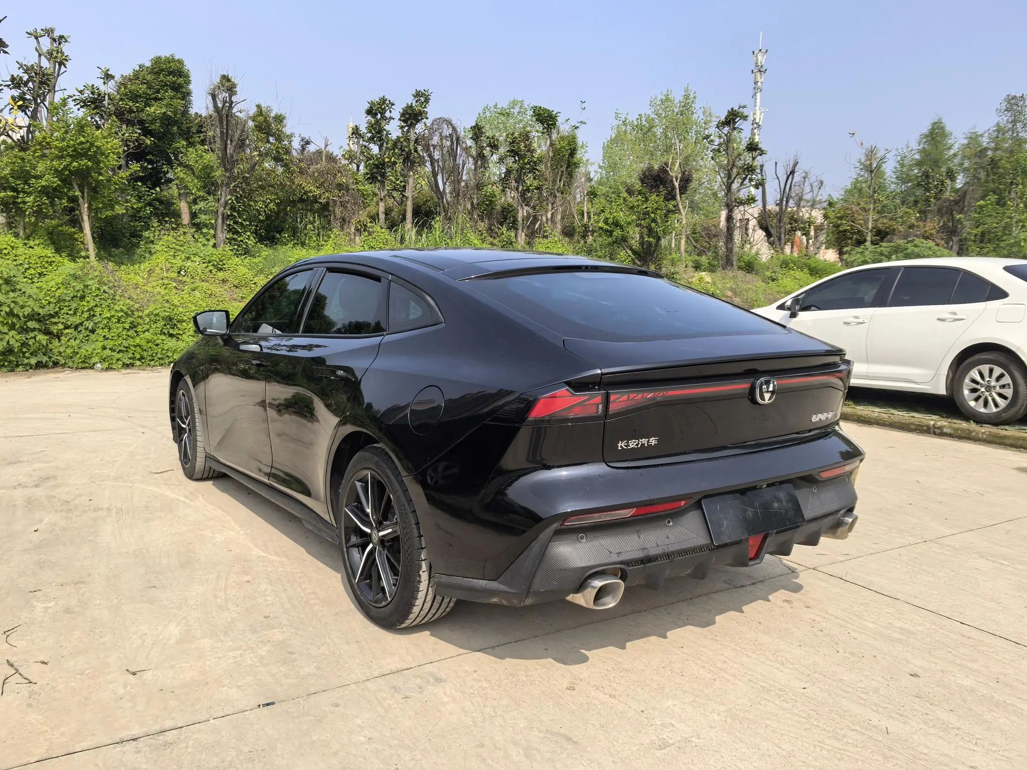 Changan UNI-V