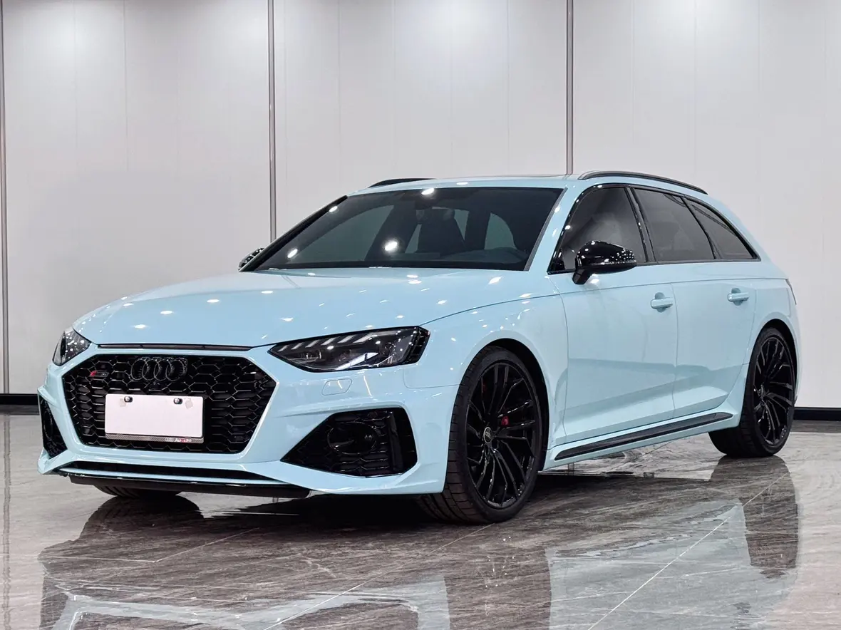 Audi RS 4