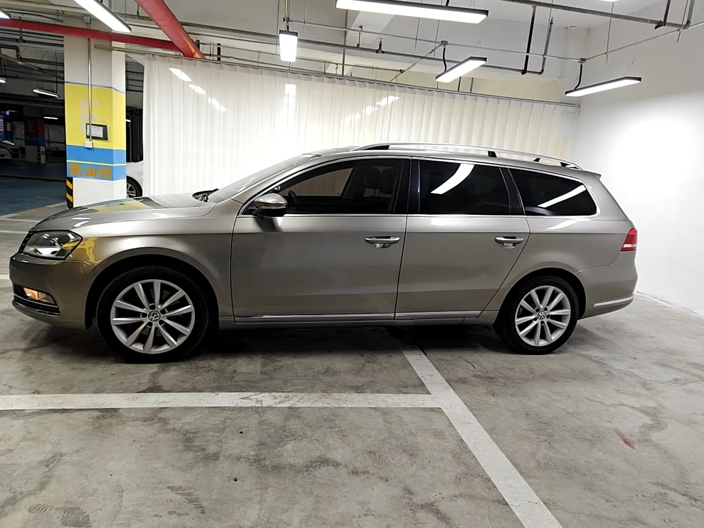 Volkswagen Magotan