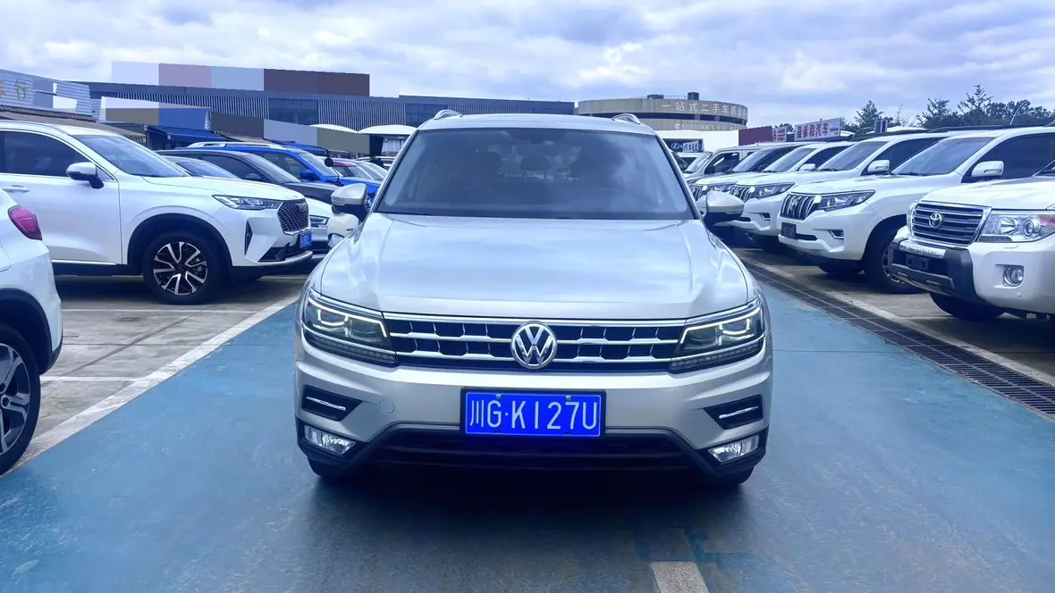 Volkswagen Tiguan L