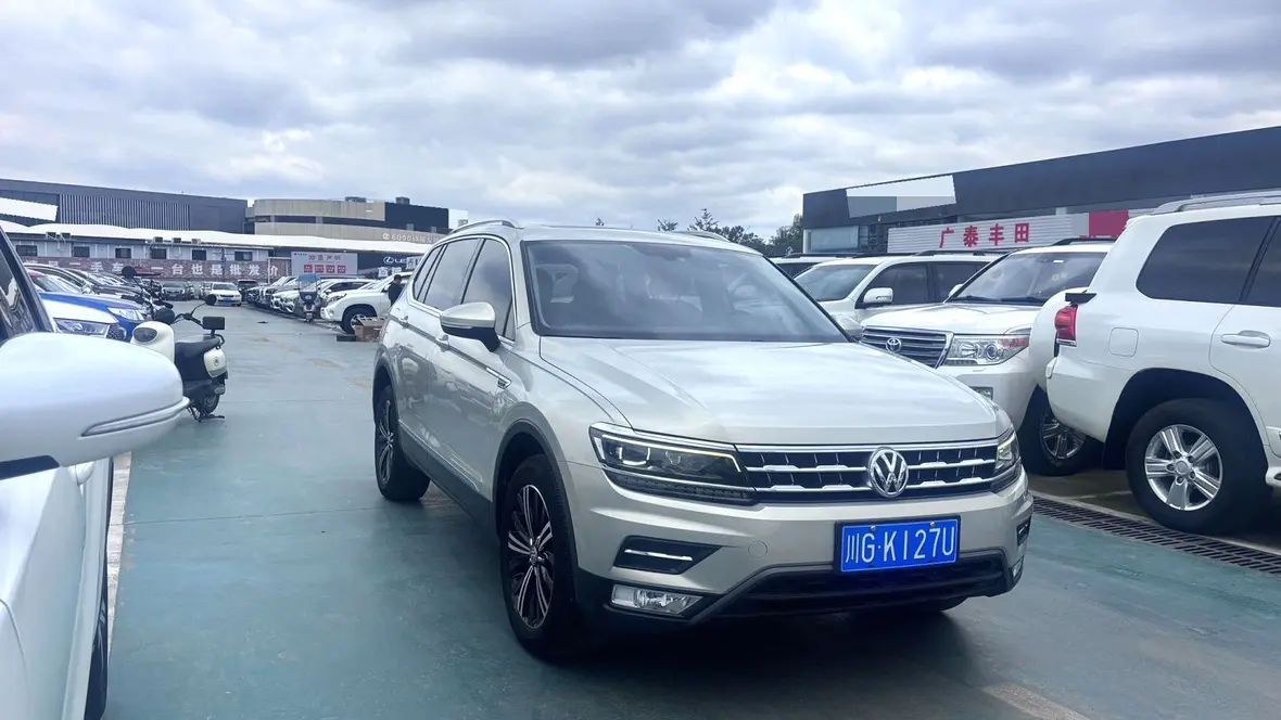 Volkswagen Tiguan L