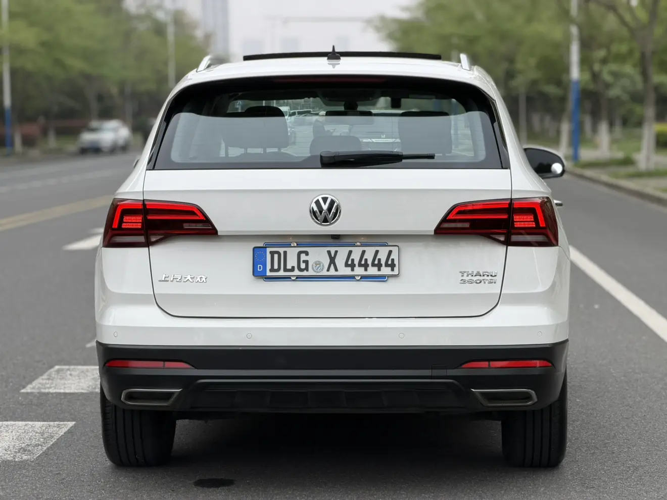 Volkswagen Tharu
