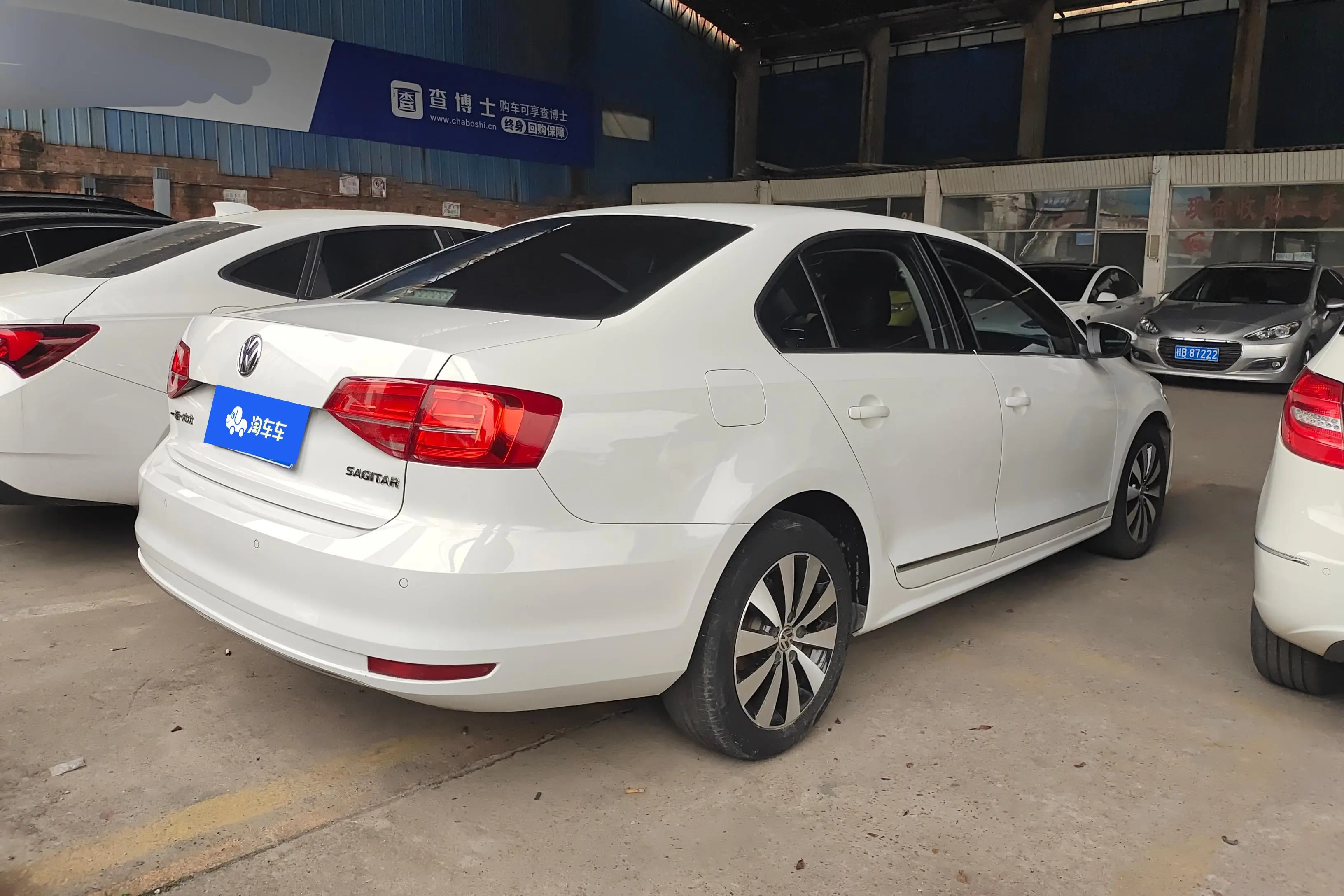 Volkswagen Sagitar